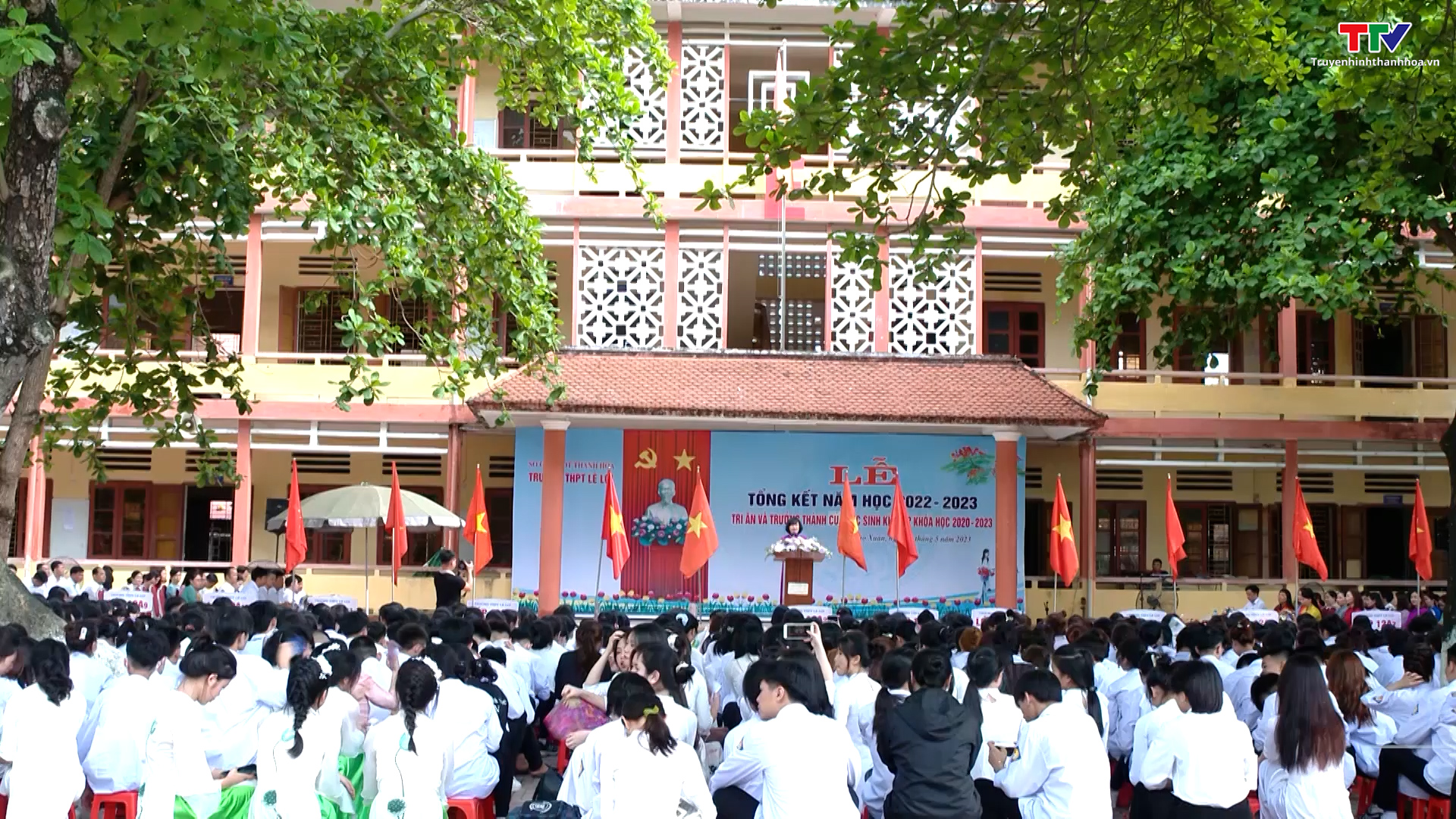 Trường THPT Lê Lợi, huyện Thọ Xuân bế giảng năm học 2022-2023 - Ảnh 2.