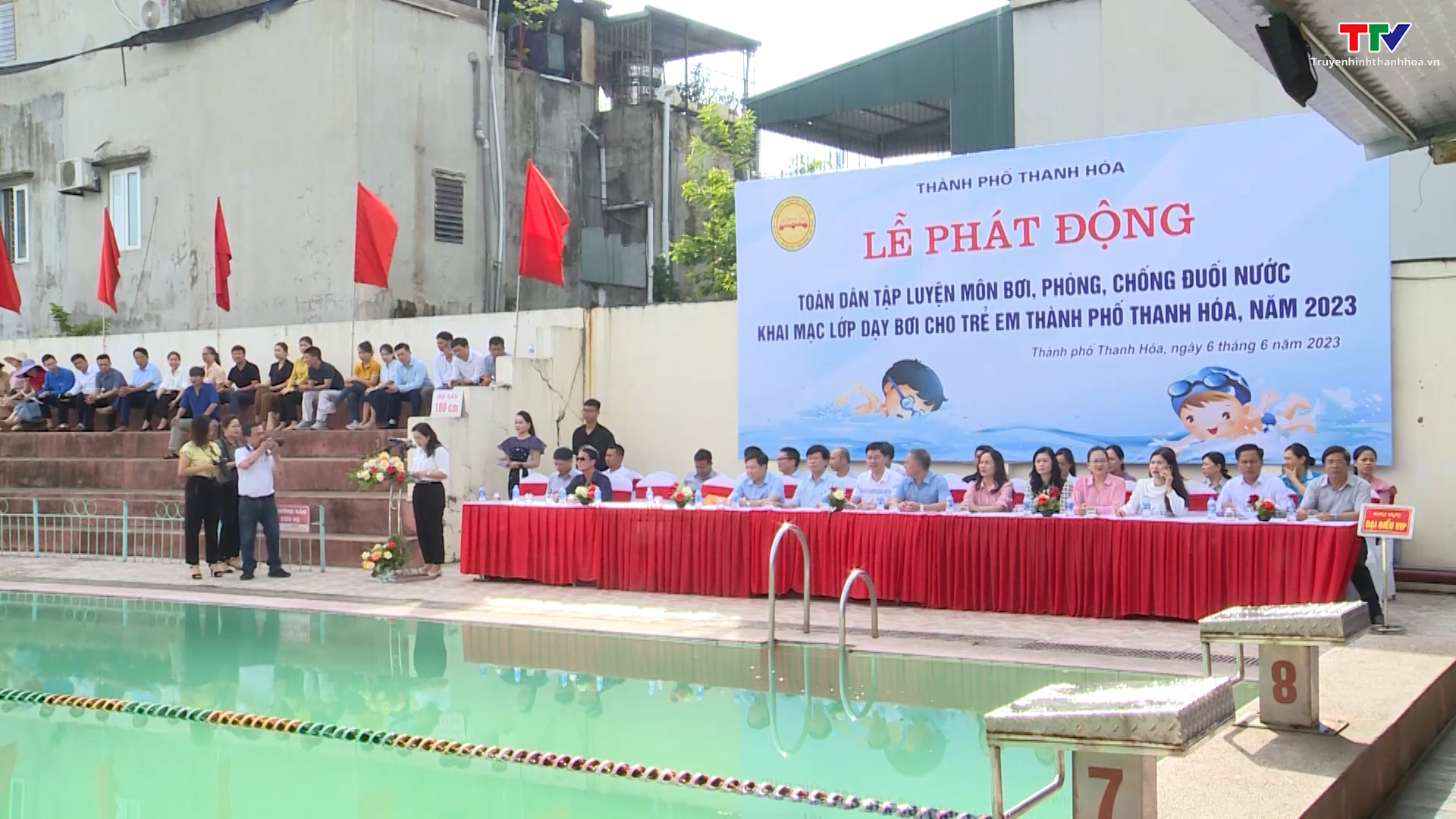 Thành phố Thanh Hóa phát động toàn dân luyện tập môn bơi, phòng chống đuối nước năm 2023 - Ảnh 2.