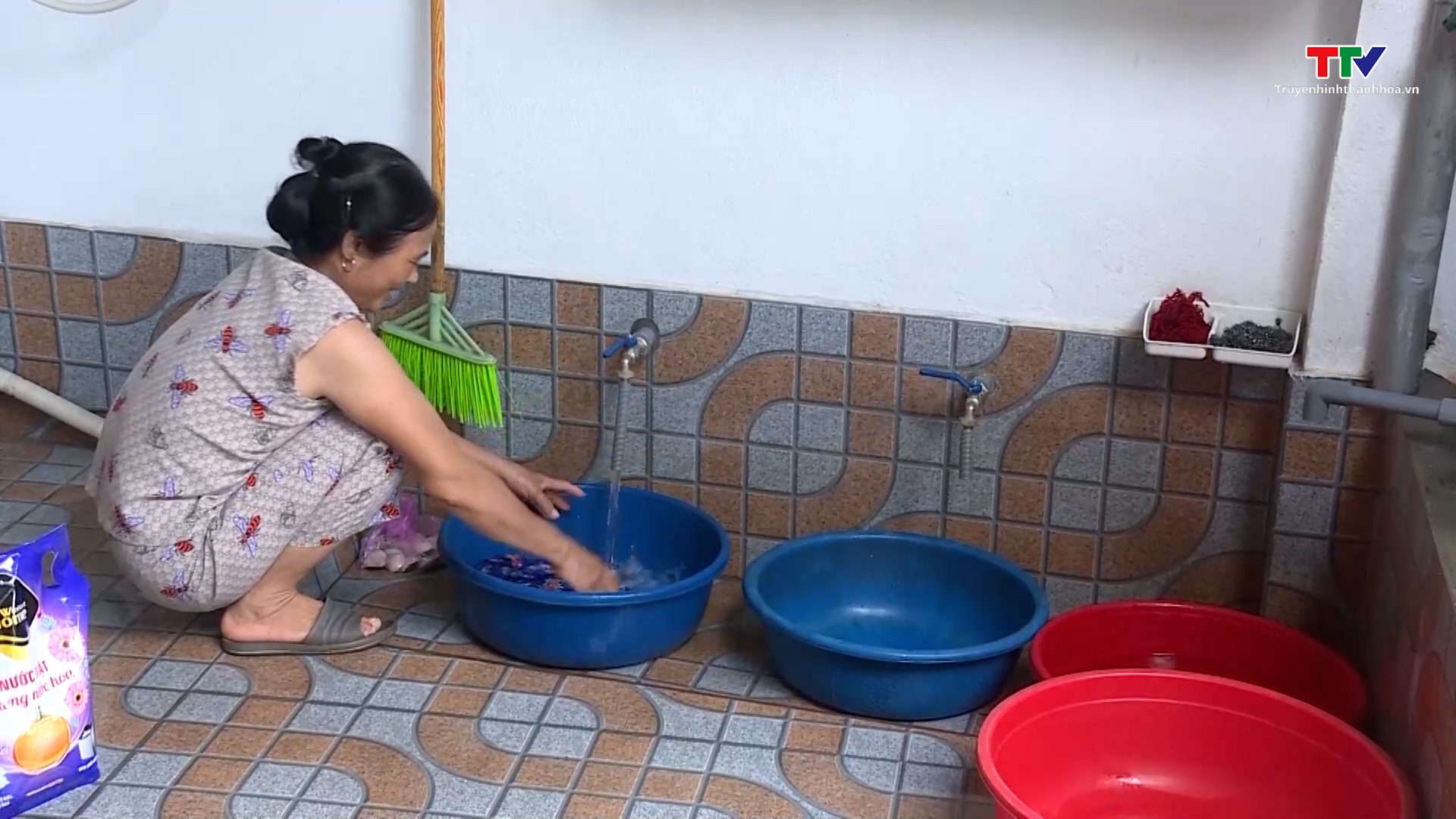 Xã Nga Thạch, huyện Nga Sơn phấn đấu đạt tiêu chí tỷ lệ hộ dân dùng nước sạch  - Ảnh 4.