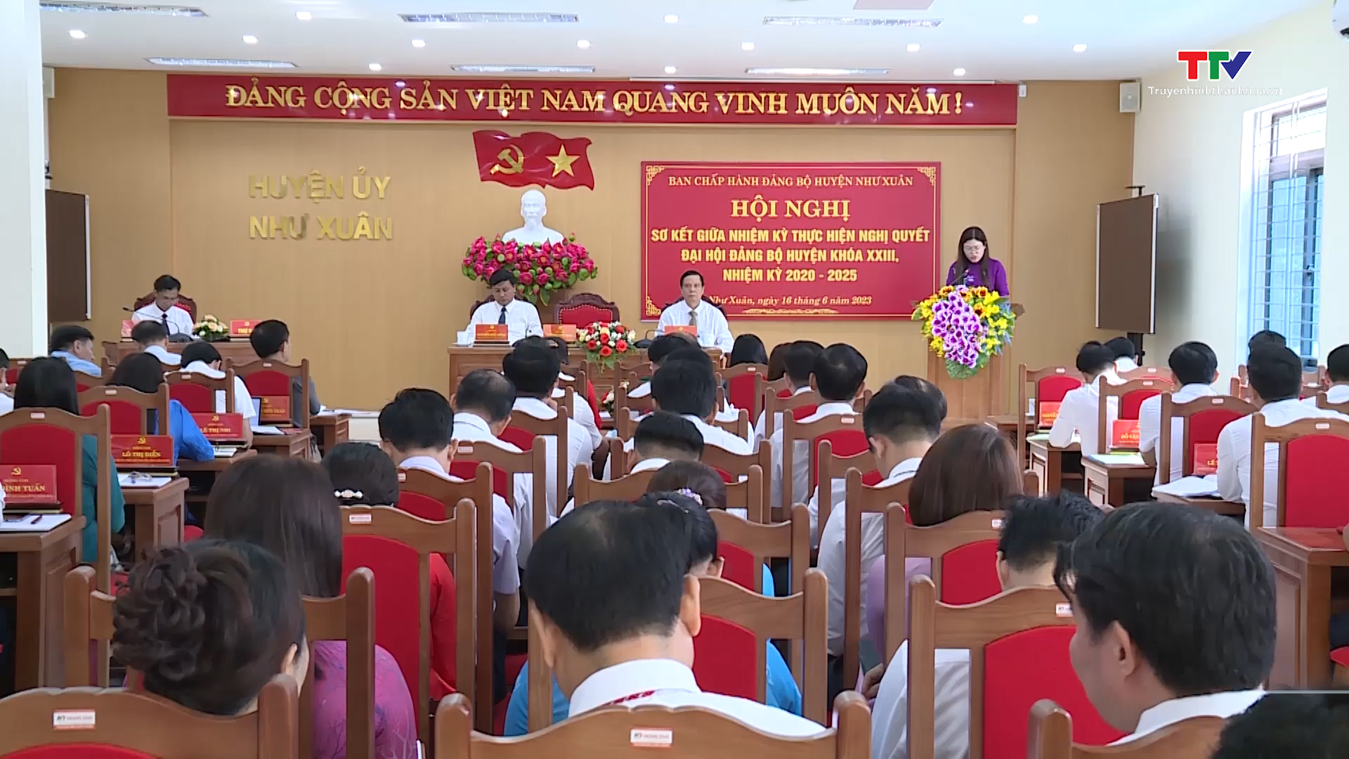 Huyện Như Xuân sơ kết giữa nhiệm kỳ thực hiện Nghị quyết Đại hội Đảng bộ huyện khóa XXIII - Ảnh 2.