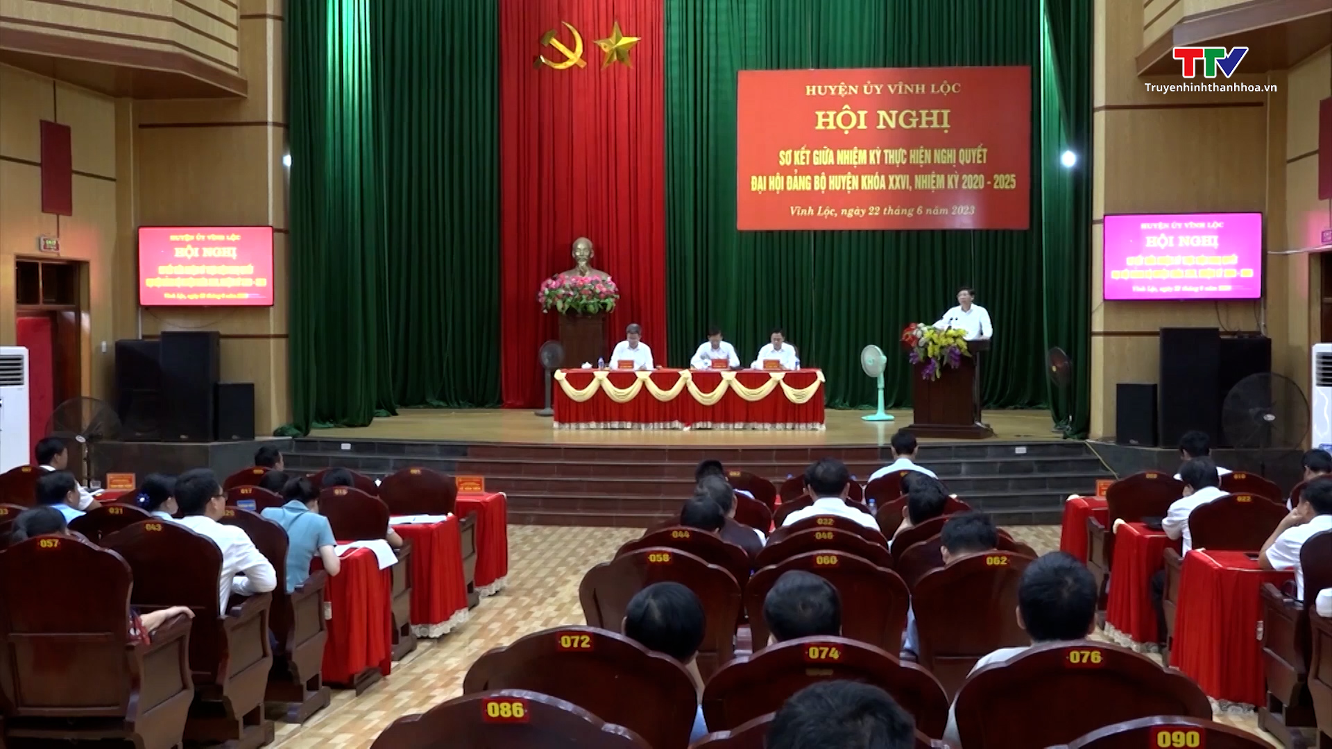 Đảng bộ huyện Vĩnh Lộc sơ kết giữa nhiệm kỳ Đại hội - Ảnh 3.