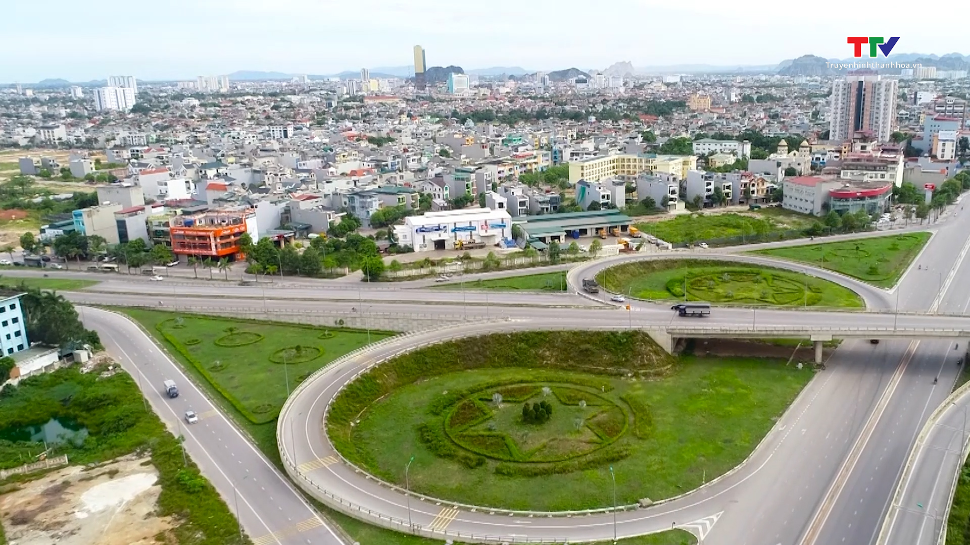 Thanh Hóa lan tỏa sâu rộng phong trào thi đua yêu nước - Ảnh 2.