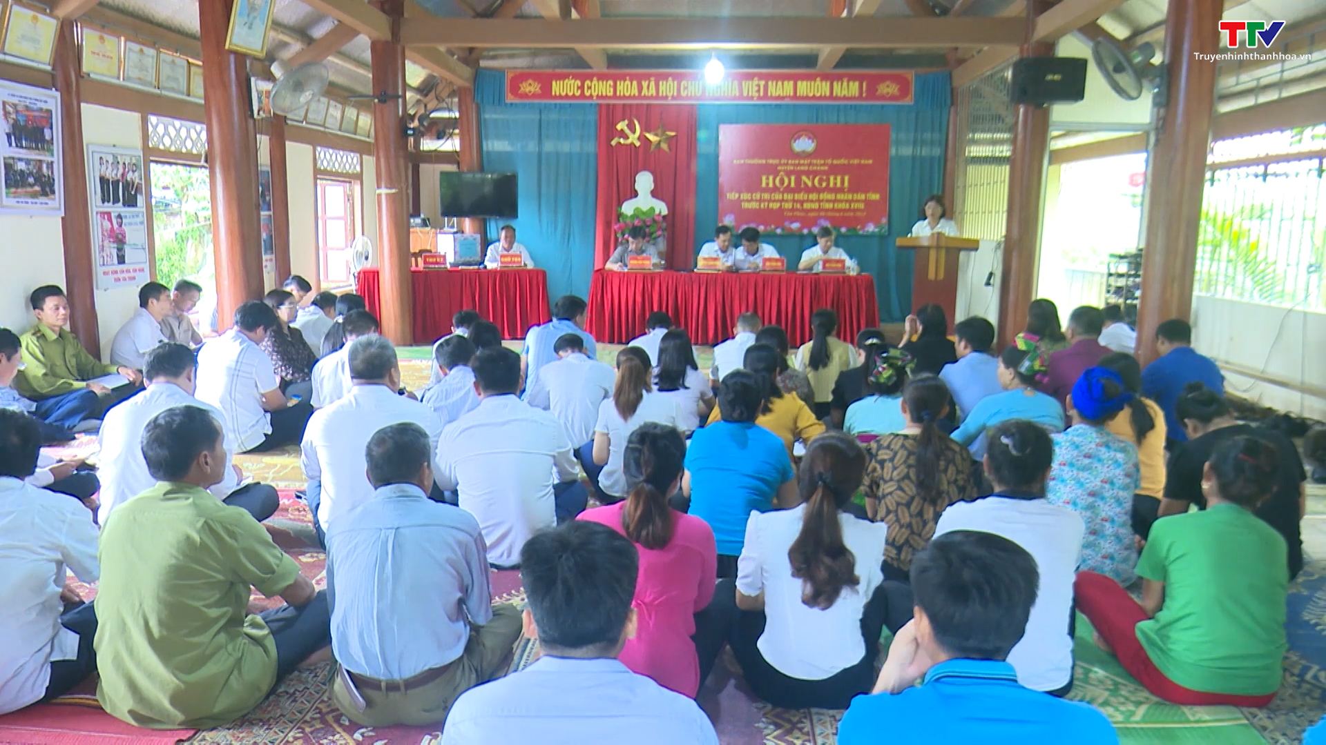 Đại biểu Hội đồng Nhân dân tỉnh tiếp xúc cử tri huyện Lang Chánh - Ảnh 2.