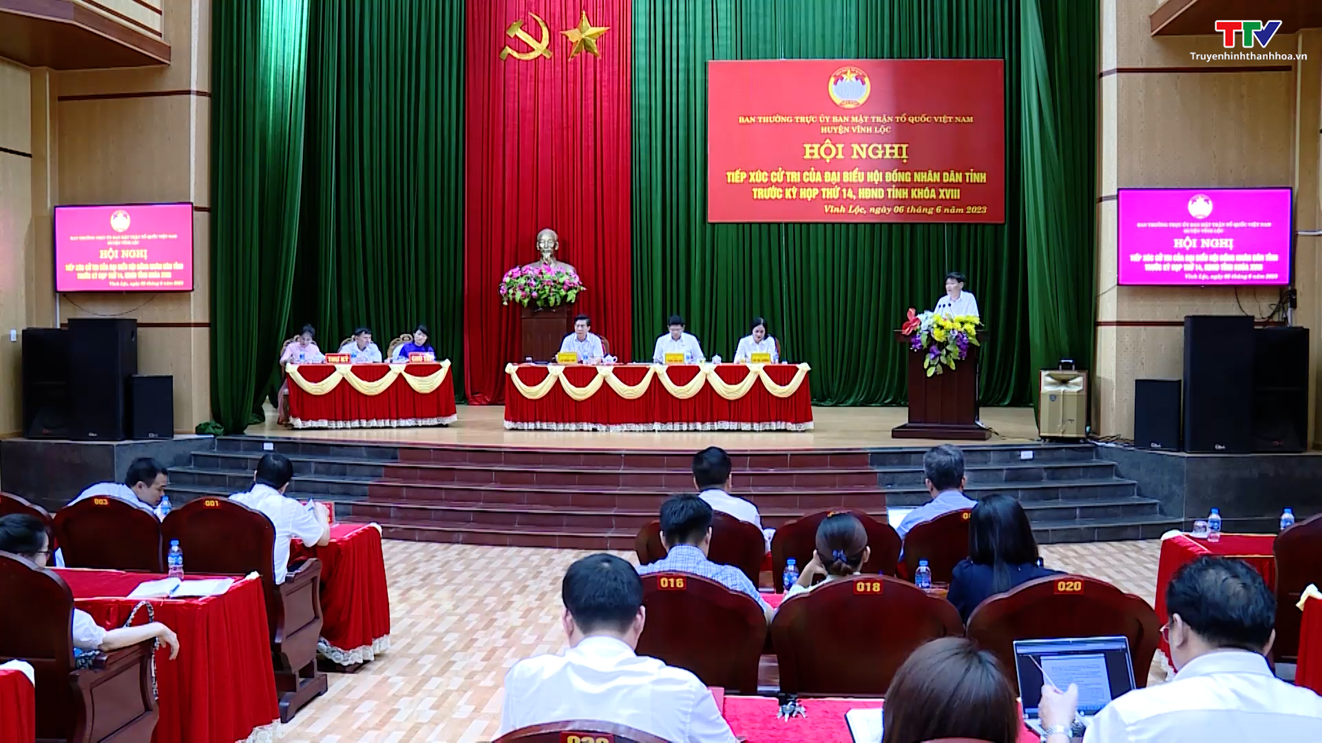Đại biểu Hội đồng Nhân dân tỉnh tiếp xúc cử tri huyện Vĩnh Lộc - Ảnh 2.