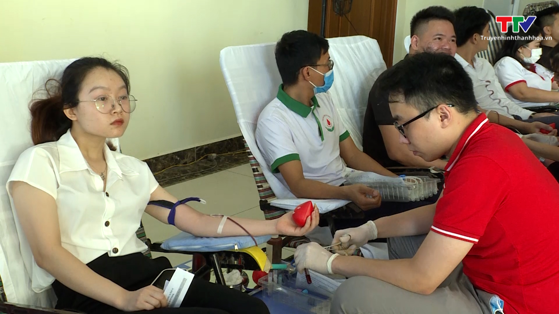 Thành phố Thanh Hóa tổ chức chương trình Hành trình đỏ kết nối dòng máu Việt - Ảnh 2.