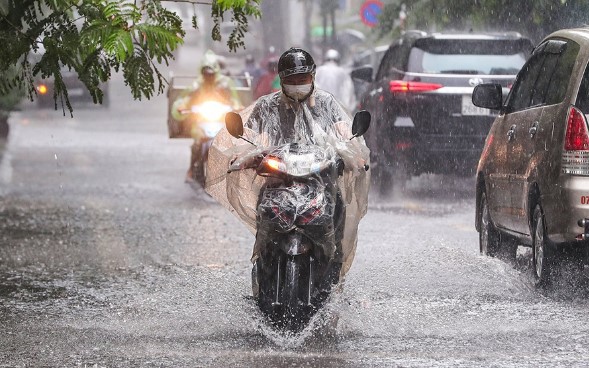 Ngày 15/7: Thanh Hóa có mưa rào và dông, có nơi mưa vừa, mưa to
