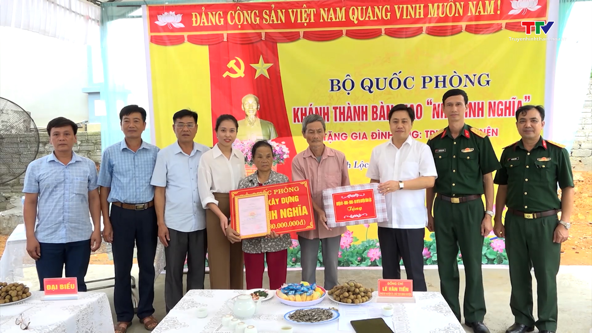 Bộ Chỉ huy Quân sự tỉnh Thanh Hóa bàn giao 3 Nhà tình nghĩa tại huyện Vĩnh Lộc - Ảnh 2.
