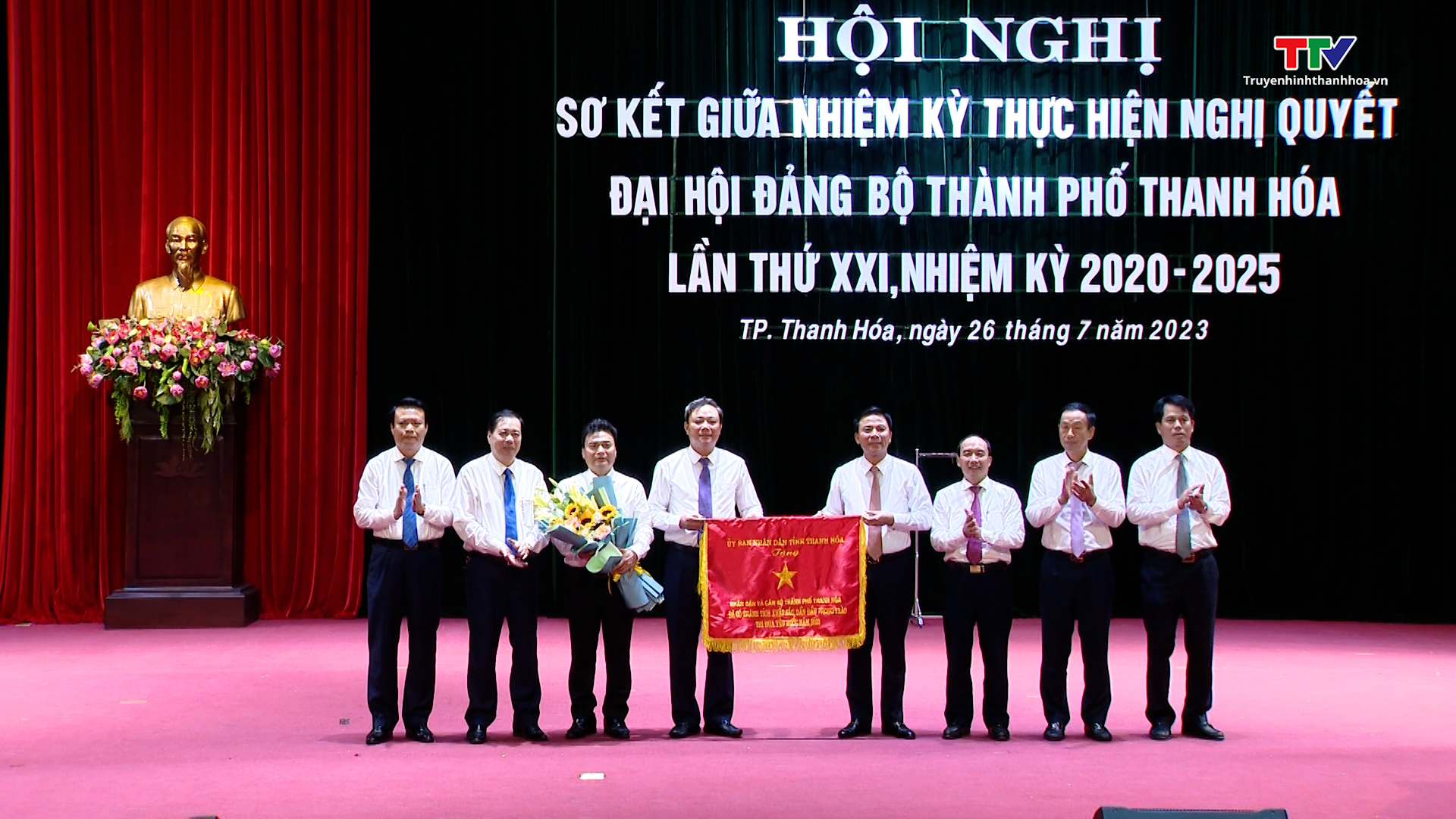 Đảng bộ thành phố Thanh Hóa sơ kết giữa nhiệm kỳ 2020 - 2025 - Ảnh 10.