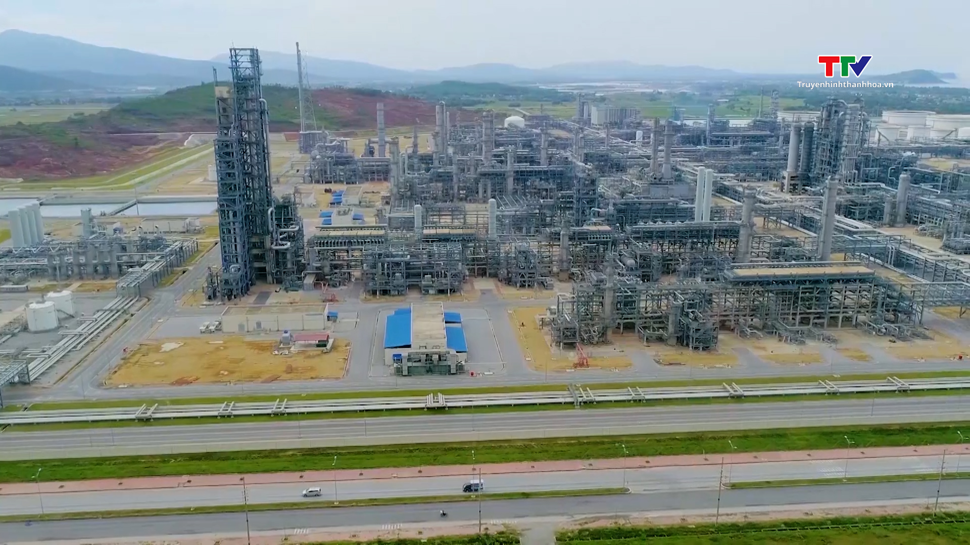 Nhà máy lọc hóa dầu Nghi Sơn dừng sản xuất 55 ngày để bảo dưỡng - Ảnh 2.