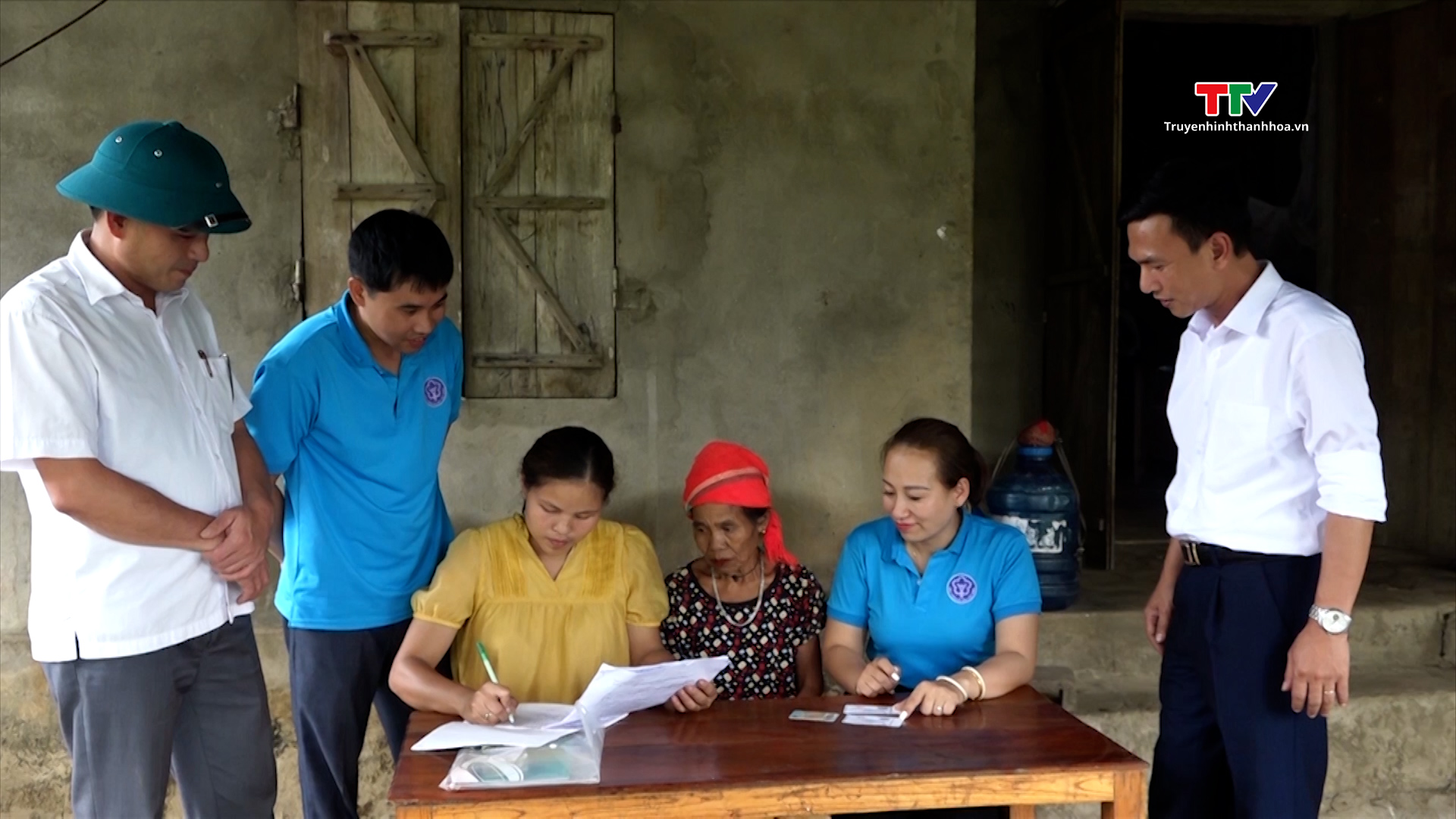 Bảo hiểm xã hội huyện Như Xuân tuyên truyền, vận động người dân tham gia Bảo hiểm xã hội tự nguyện, Bảo hiểm y tế hộ gia đình - Ảnh 2.