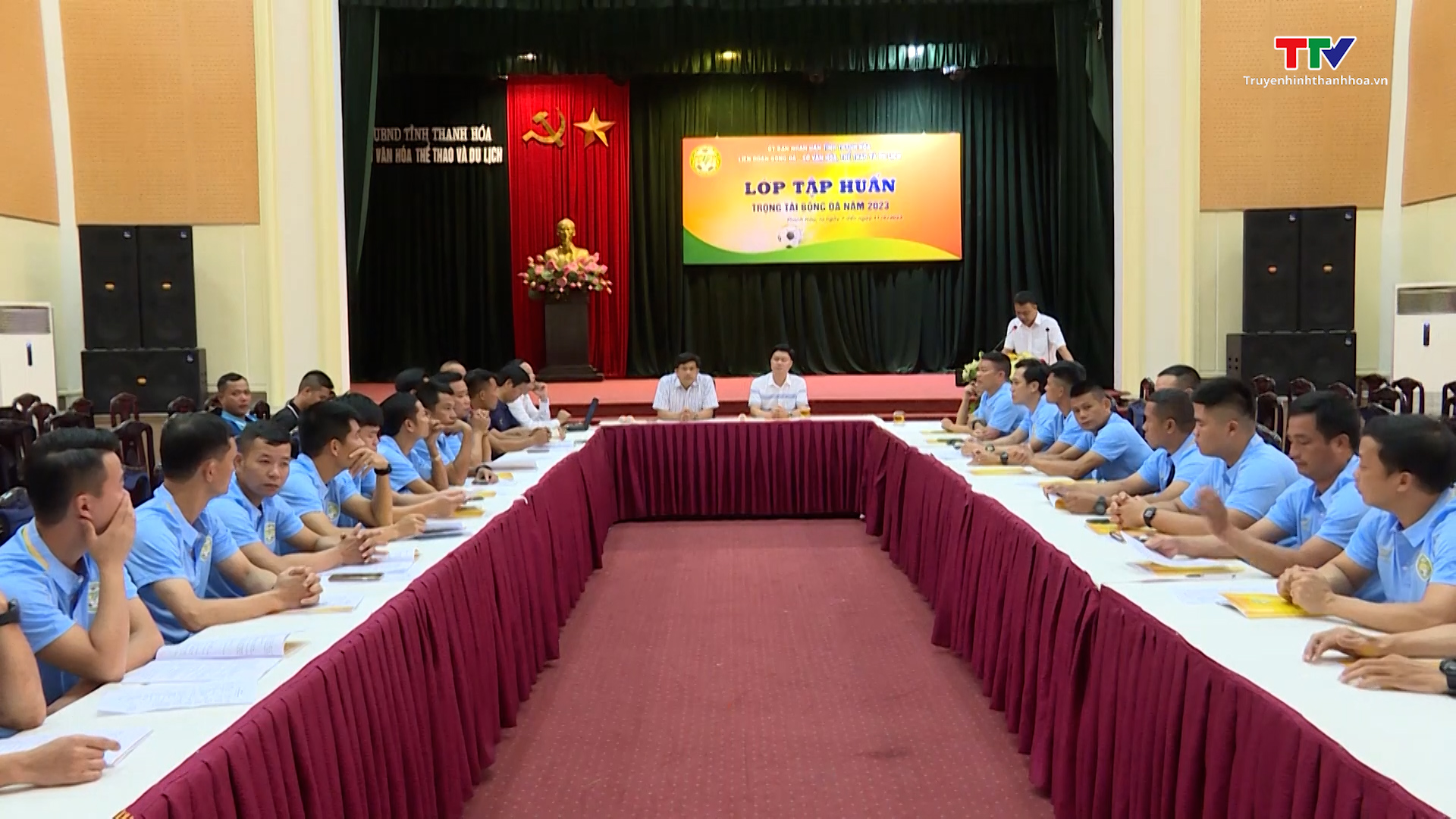 Lớp tập huấn trọng tài bóng đá tỉnh Thanh Hóa năm 2023  - Ảnh 2.