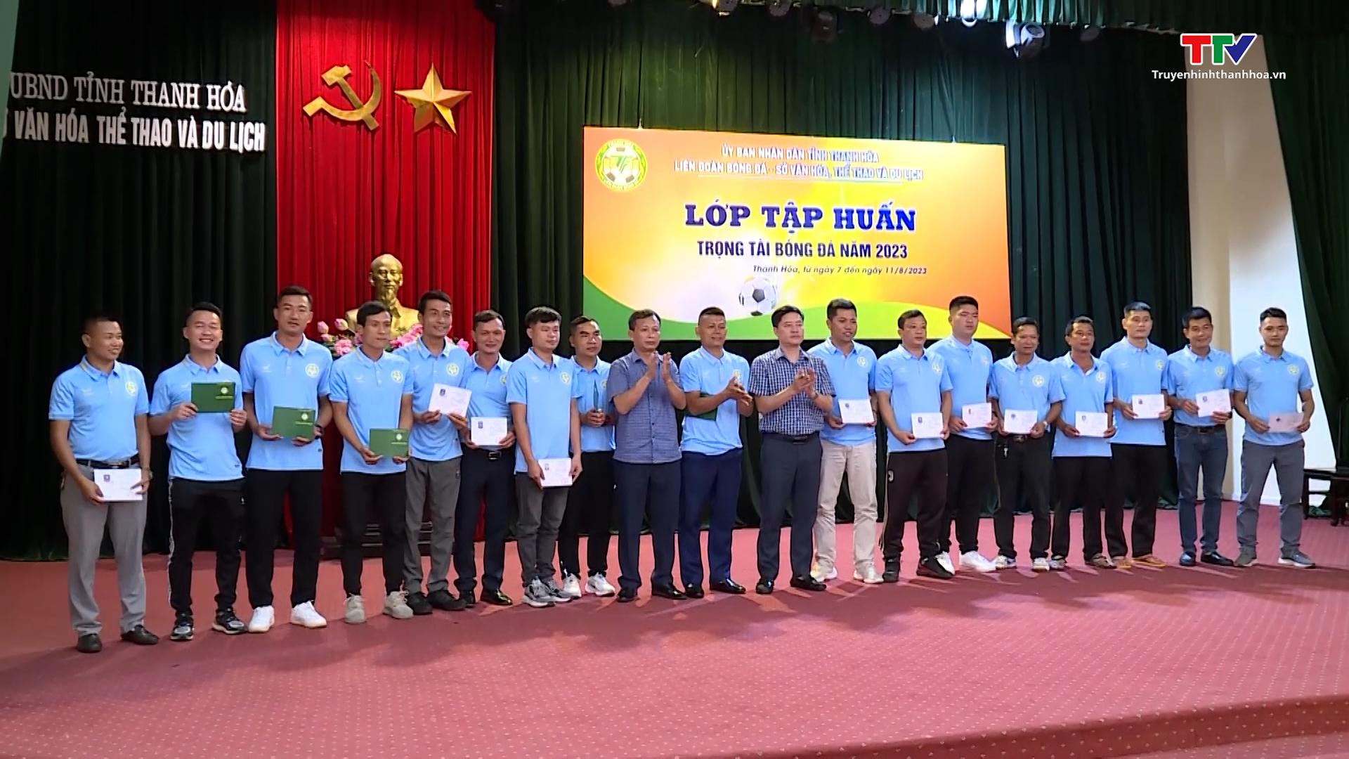 Lớp tập huấn trọng tài bóng đá tỉnh Thanh Hóa năm 2023  - Ảnh 3.