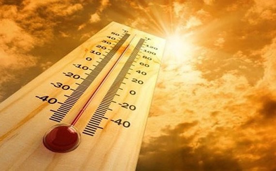 Dự báo nắng nóng ở khu vực Trung Bộ (ngày 14/8) - Ảnh 1.