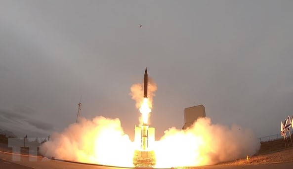 Mỹ chấp thuận Israel bán hệ thống phòng thủ tên lửa Arrow 3 cho Đức - Ảnh 1.