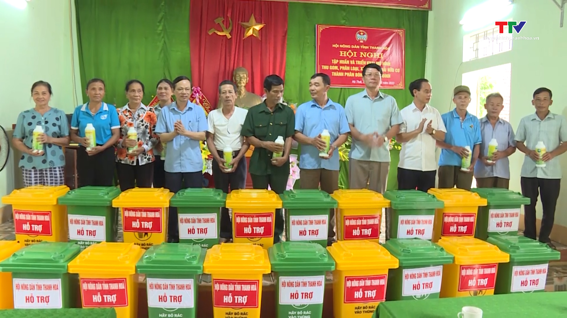 Hội Nông dân tỉnh triển khai chương trình thu gom, phân loại xử lý rác thải - Ảnh 2.
