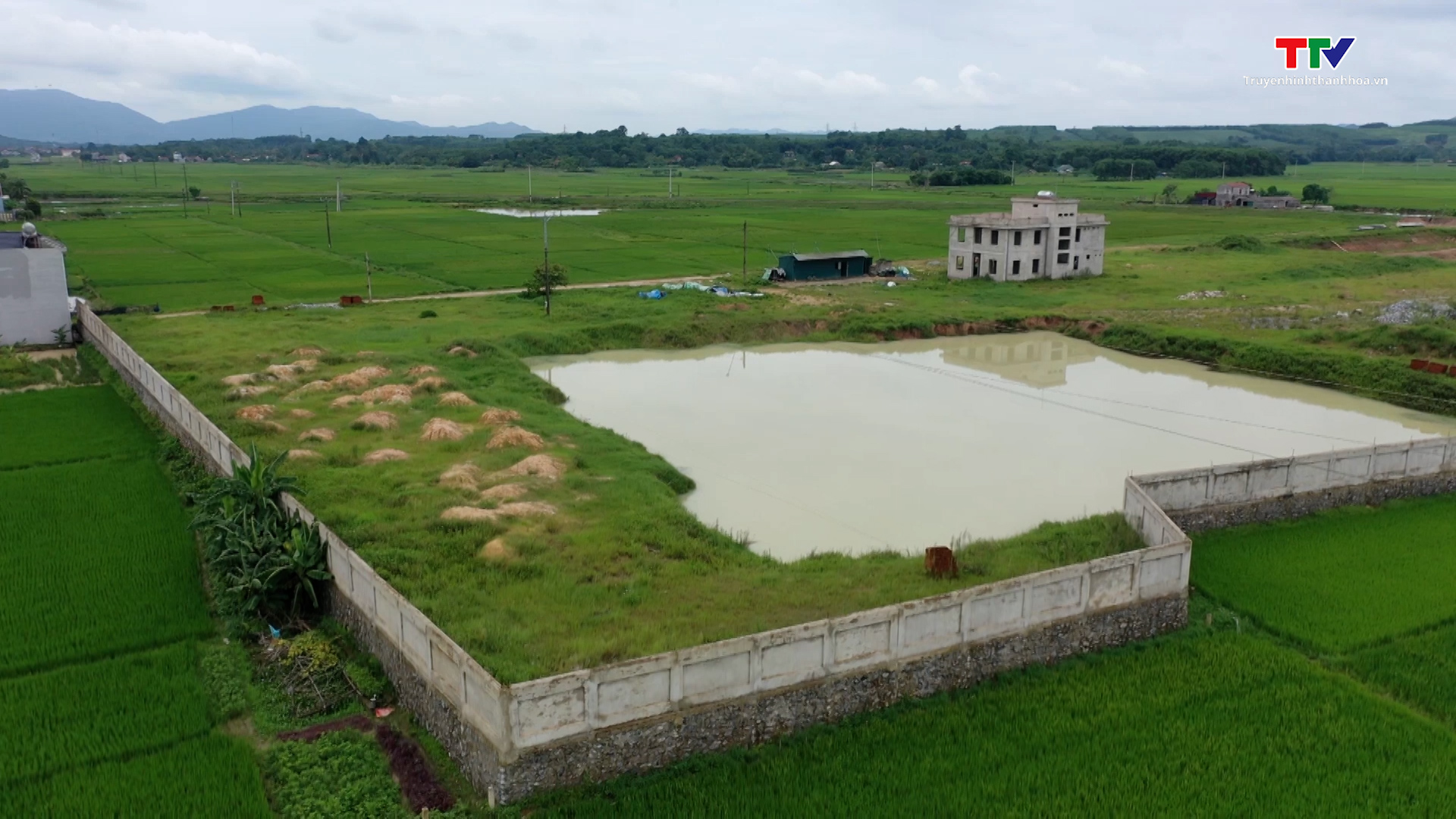 Nhiều xã ở huyện Nông Cống khó về đích nông thôn mới nâng cao do không đạt tiêu chí sử dụng nước sạch tập trung - Ảnh 3.
