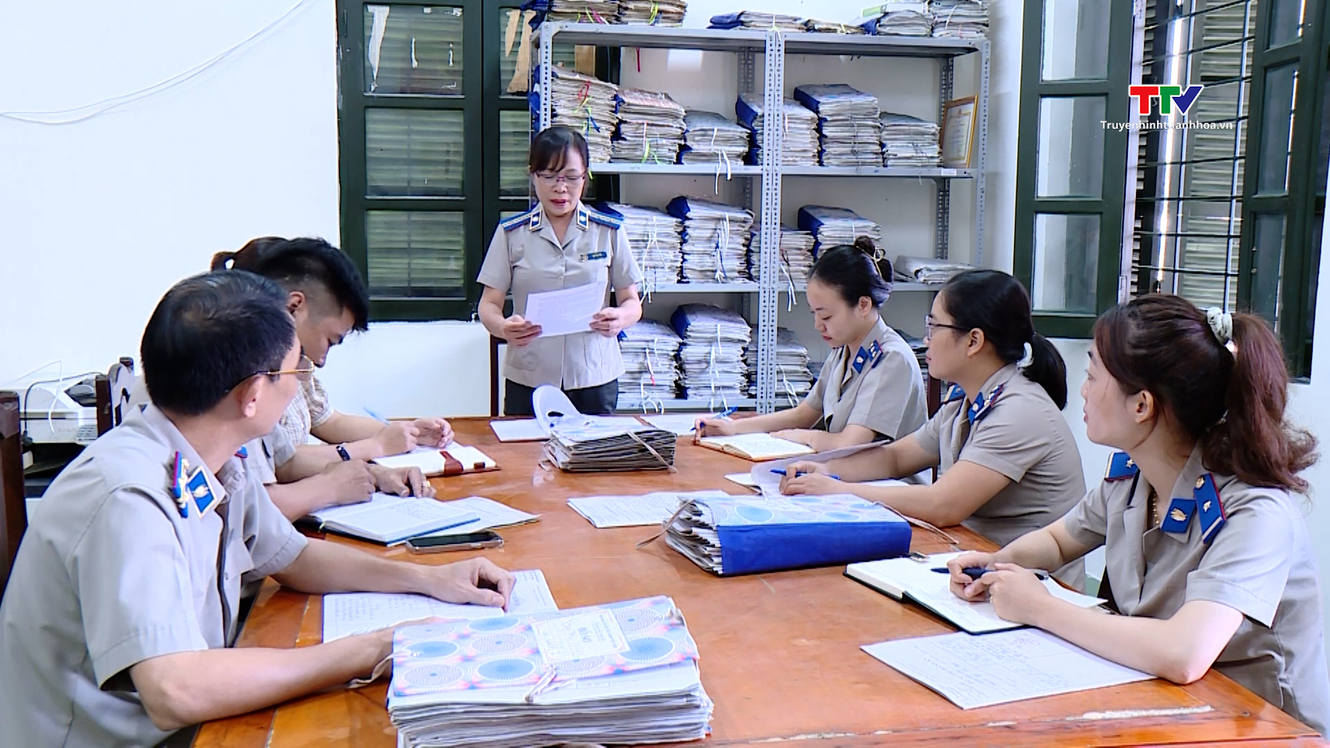 Cục thi hành án dân sự tỉnh Thanh Hoá luân chuyển cán bộ theo yêu cầu của thành viên Ban chỉ đạo phòng chống tham nhũng tỉnh  - Ảnh 5.