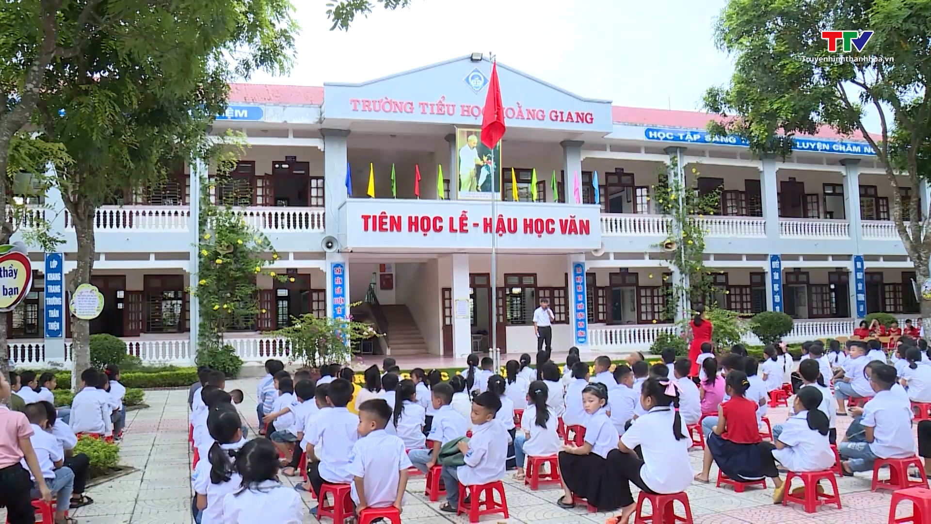 Hơn 940 nghìn học sinh Thanh Hóa tựu trường - Ảnh 5.