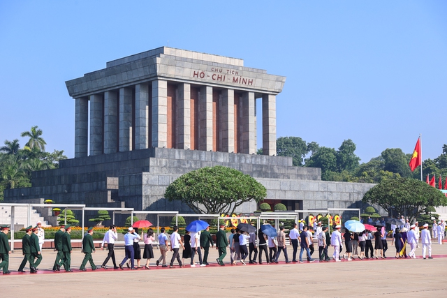 Lãnh đạo Đảng, Nhà nước vào Lăng viếng Chủ tịch Hồ Chí Minh nhân dịp Quốc khánh - Ảnh 6.