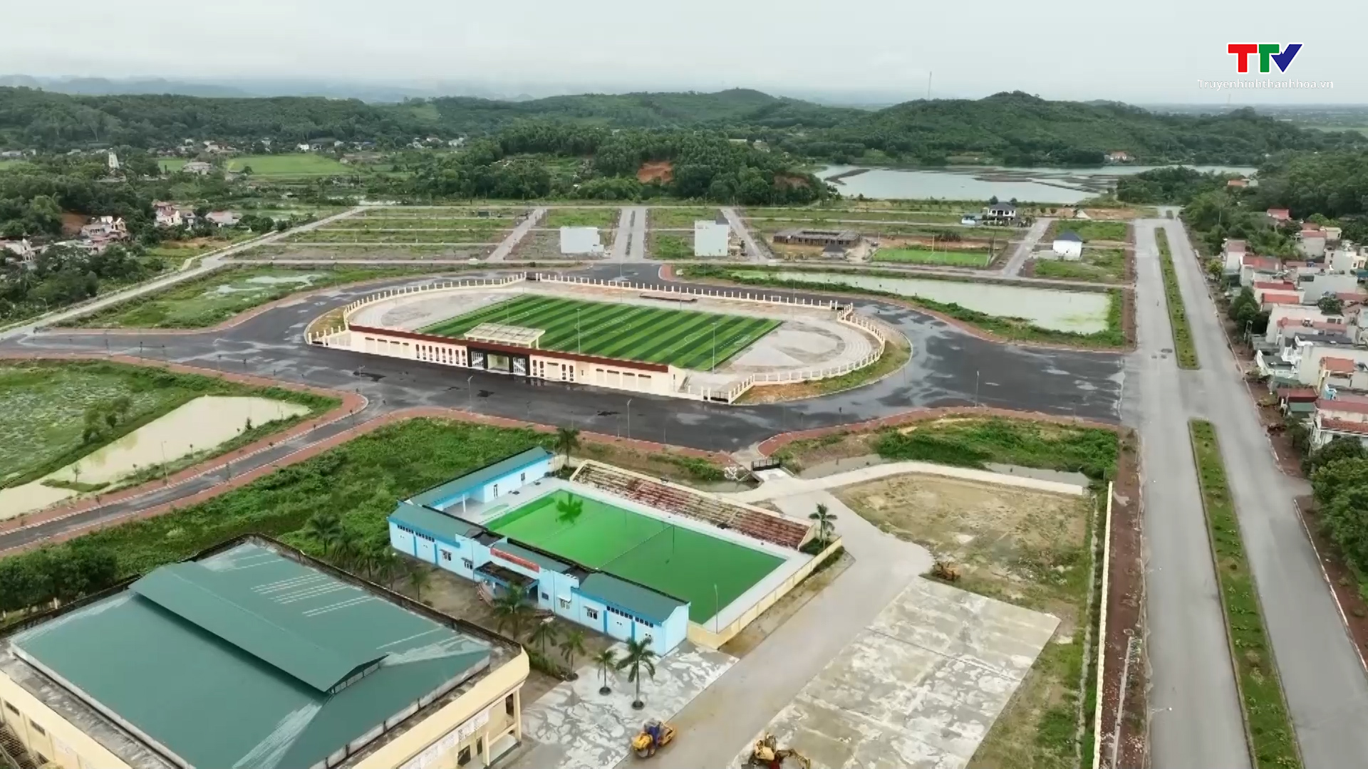 Huyện Hà Trung phấn đấu đạt huyện Nông thôn mới trong năm 2023 - Ảnh 2. Huyện Hà Trung phấn đấu đạt huyện Nông thôn mới trong năm 2023 - Ảnh 2.