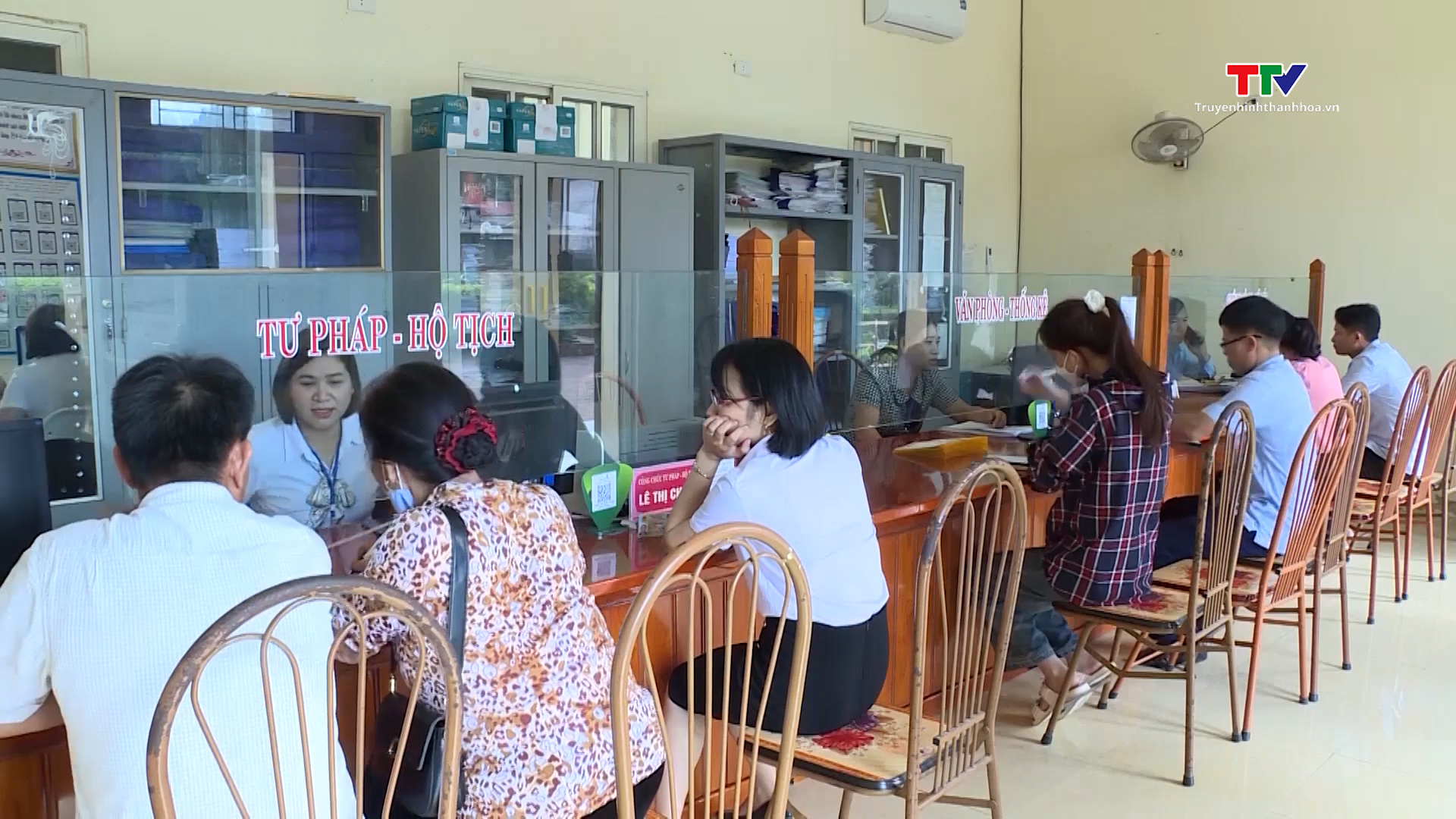 Thanh Hóa phấn đấu cải thiện xếp hạng chuyển đổi số năm 2023 - Ảnh 5. Thanh Hóa phấn đấu cải thiện xếp hạng chuyển đổi số năm 2023 - Ảnh 5.