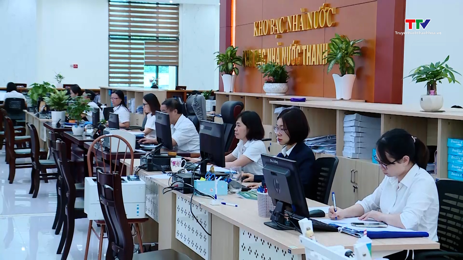 Đảng bộ Khối Cơ quan và Doanh nghiệp tỉnh Thanh Hóa
nâng cao chất lượng nghiên cứu, học tập nghị quyết
 - Ảnh 7.
