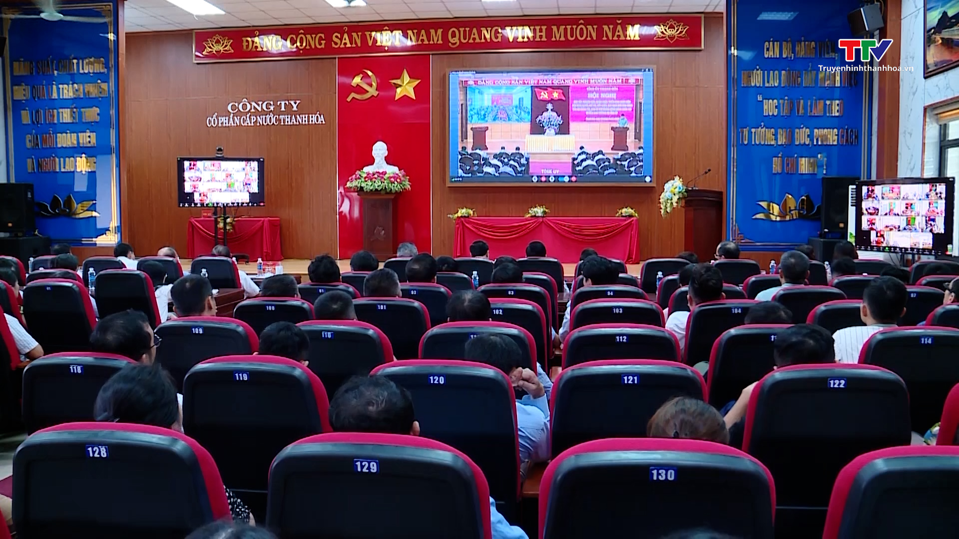 Đảng bộ Khối Cơ quan và Doanh nghiệp tỉnh Thanh Hóa
nâng cao chất lượng nghiên cứu, học tập nghị quyết
 - Ảnh 4.
