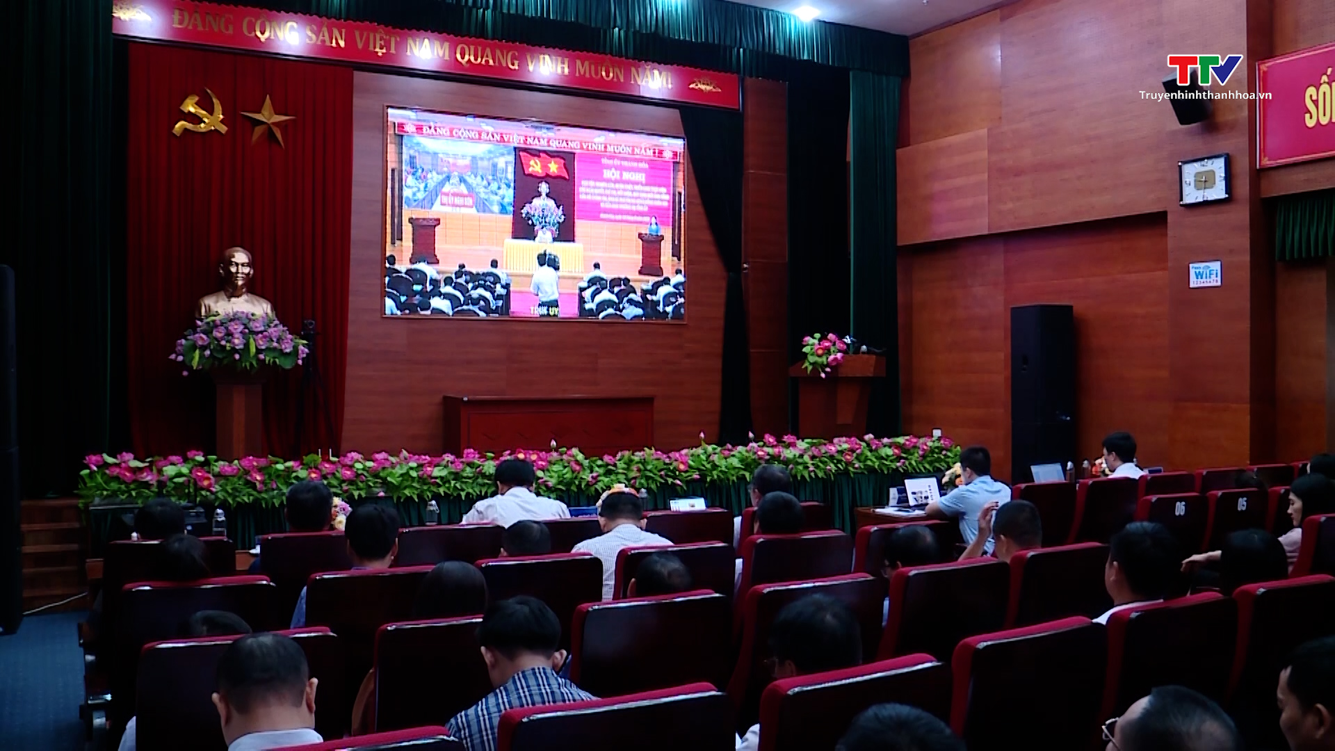Đảng bộ Khối Cơ quan và Doanh nghiệp tỉnh Thanh Hóa
nâng cao chất lượng nghiên cứu, học tập nghị quyết
 - Ảnh 8.