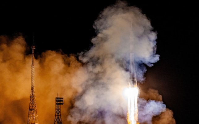 Nga phóng tàu vũ trụ Soyuz MS-24 đưa phi hành gia Mỹ lên ISS - Ảnh 1.