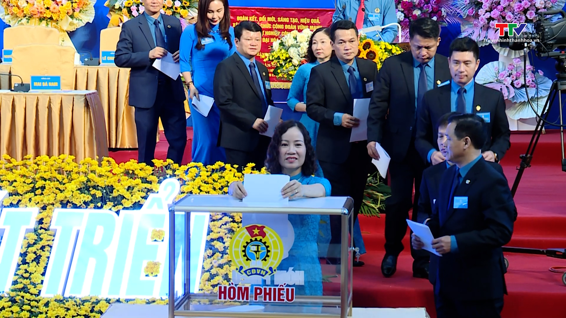 Đại hội Công đoàn tỉnh Thanh Hóa lần thứ XX, nhiệm kỳ 2023 - 2028 - Ảnh 11.