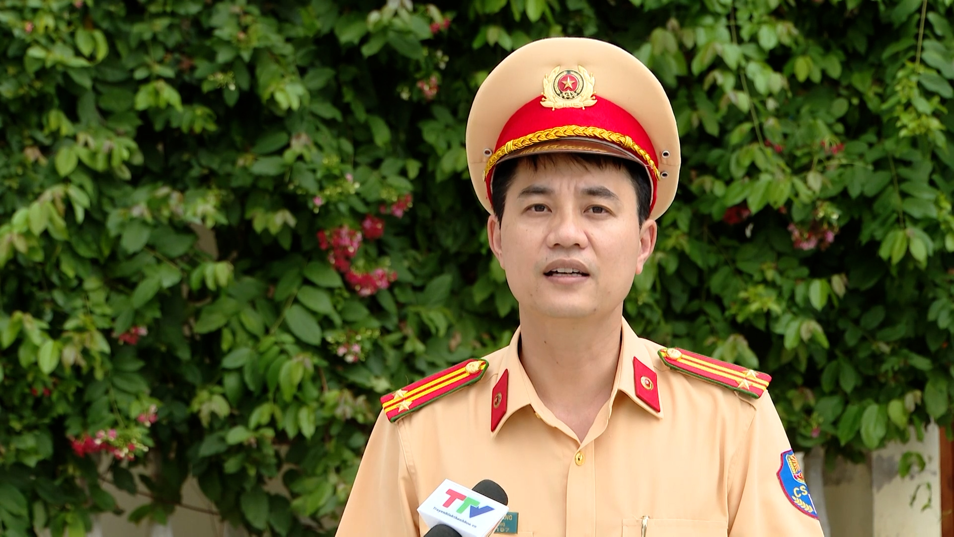 Công an huyện Như Thanh tăng cường xử lý xe quá tải ngay từ chân hàng - Ảnh 3.