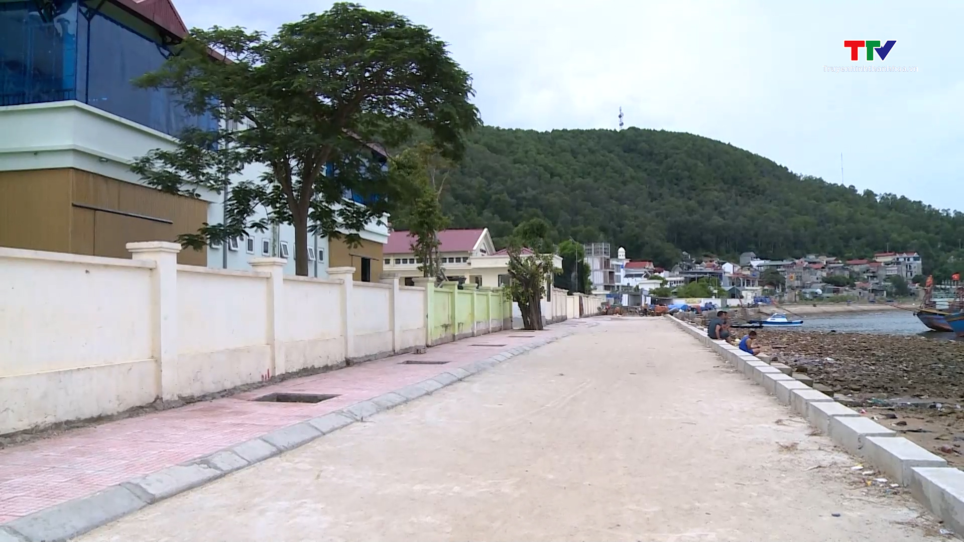 Đầu tư cơ sở hạ tầng tạo điều kiện cho xã đảo Nghi Sơn phát triển - Ảnh 4.