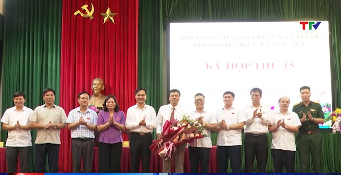 Hội đồng nhân dân huyện Bá Thước bầu bổ sung chức danh Phó Chủ tịch UBND huyện  - Ảnh 2.