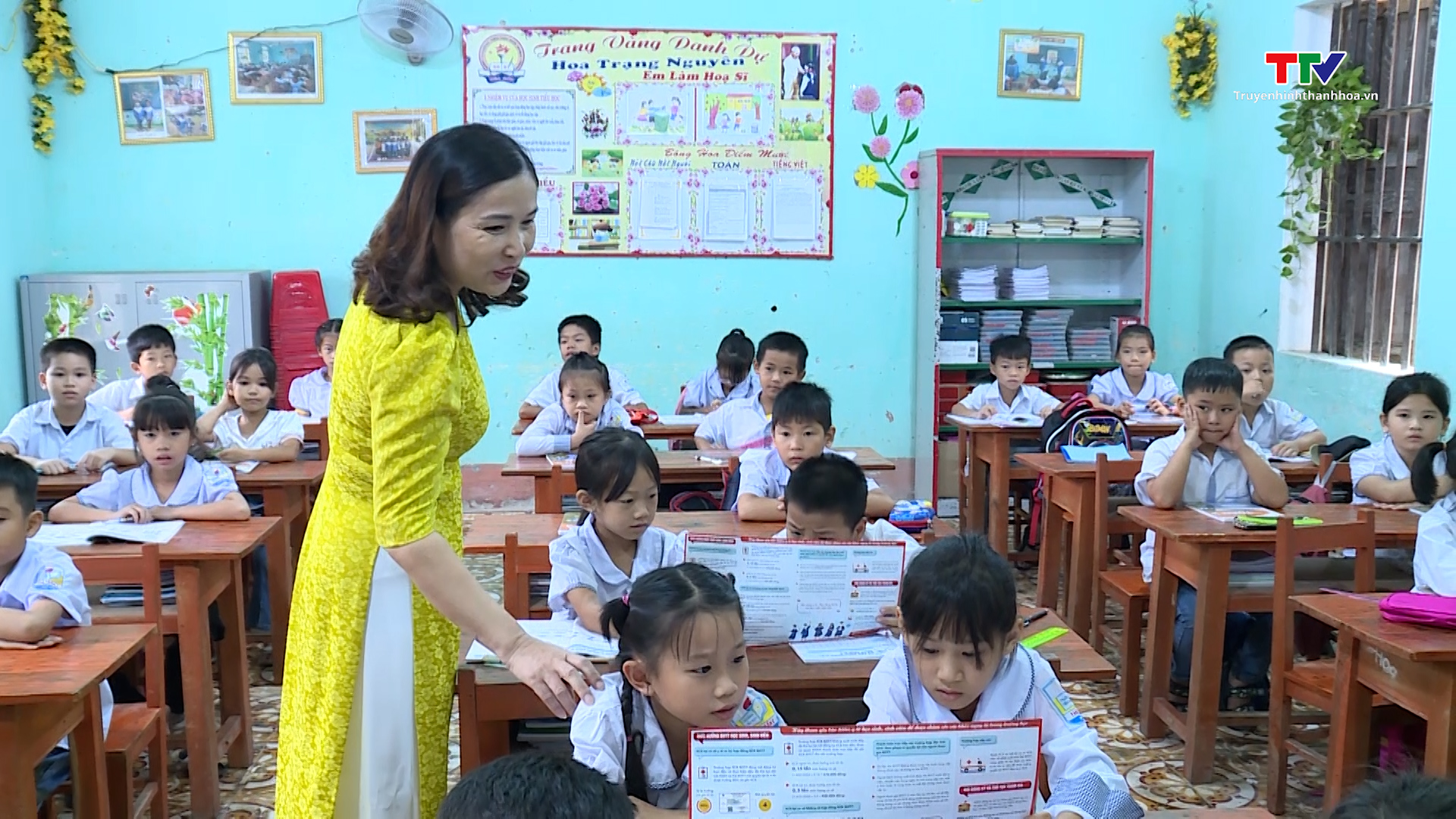Huyện Nga Sơn tích cực triển khai bảo hiểm y tế học sinh - Ảnh 6.