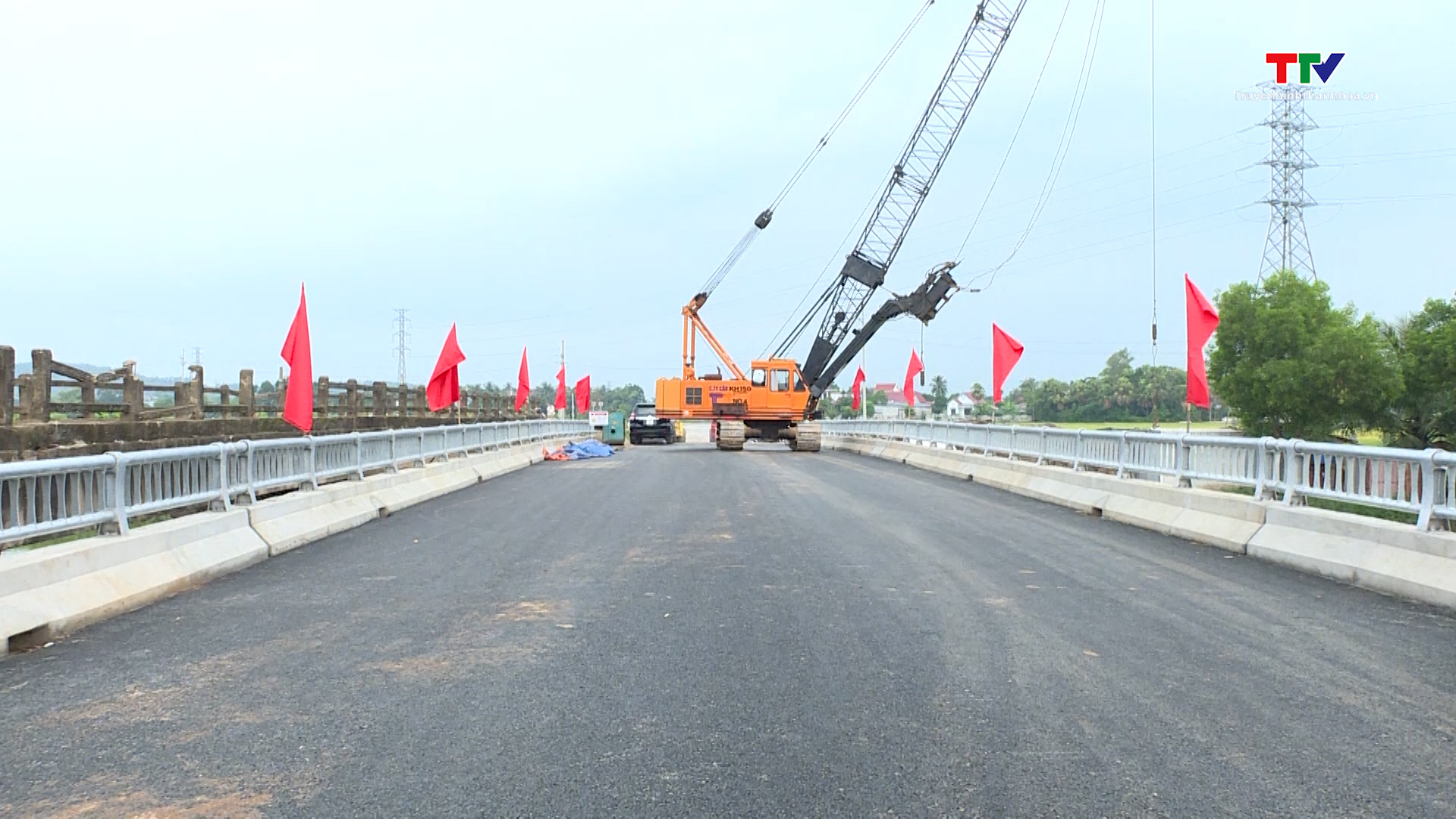 Huyện Quảng Xương đầu tư phát triển hạ tầng, tạo đột phá trong phát triển kinh tế - xã hội
 - Ảnh 7.