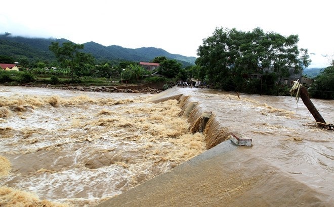 Cảnh báo lũ quét, sạt lở đất, sụt lún đất do mưa lũ hoặc dòng chảy trên khu vực tỉnh Thanh Hóa ngày 16/10- Ảnh 1.