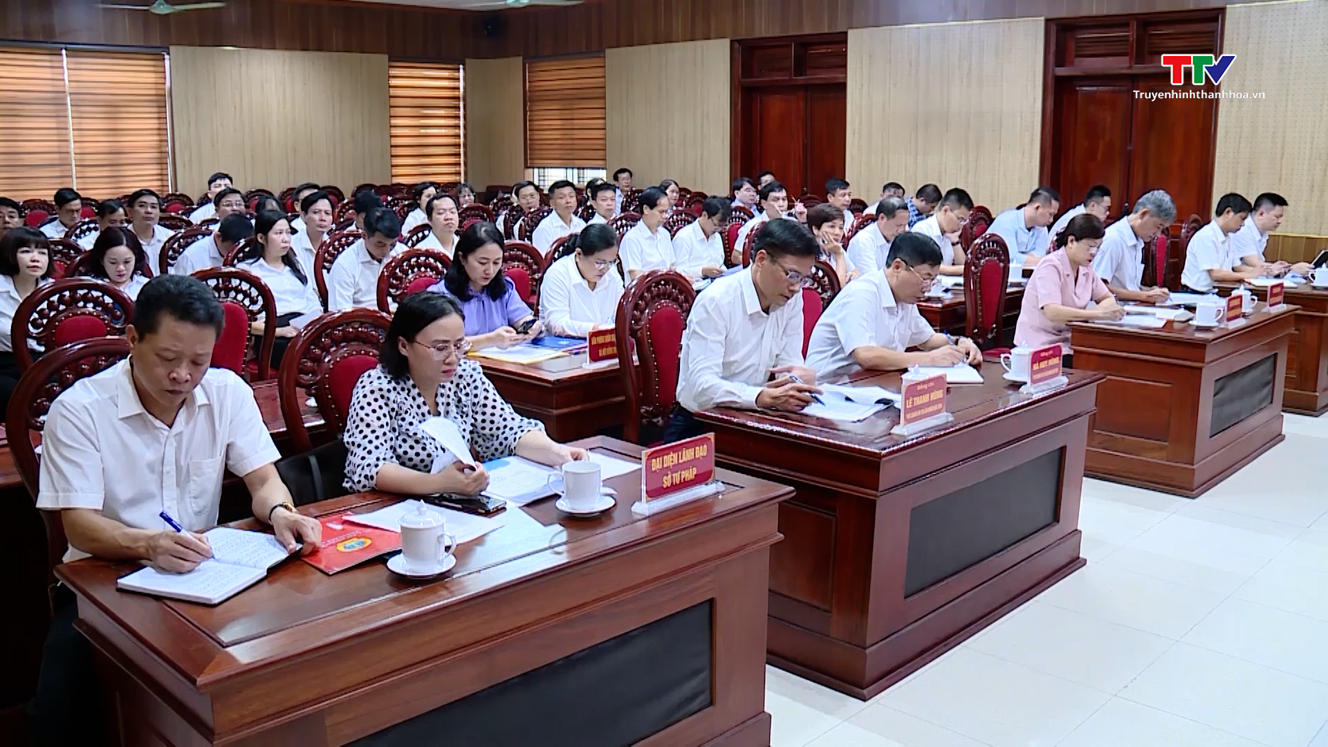 Đoàn Đại biểu Quốc hội tỉnh Thanh Hóa tiếp xúc cử tri theo chuyên đề  - Ảnh 3.