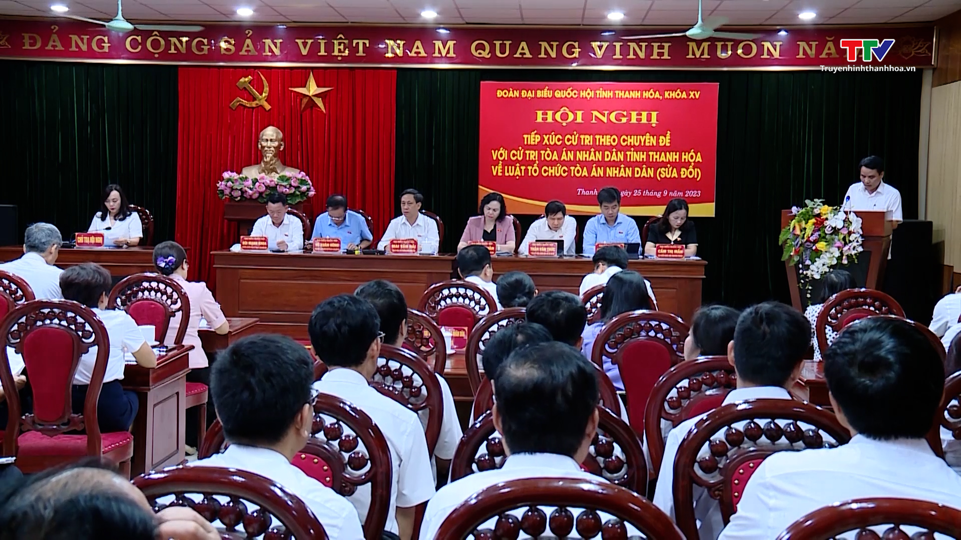 Đoàn Đại biểu Quốc hội tỉnh Thanh Hóa tiếp xúc cử tri theo chuyên đề  - Ảnh 4.