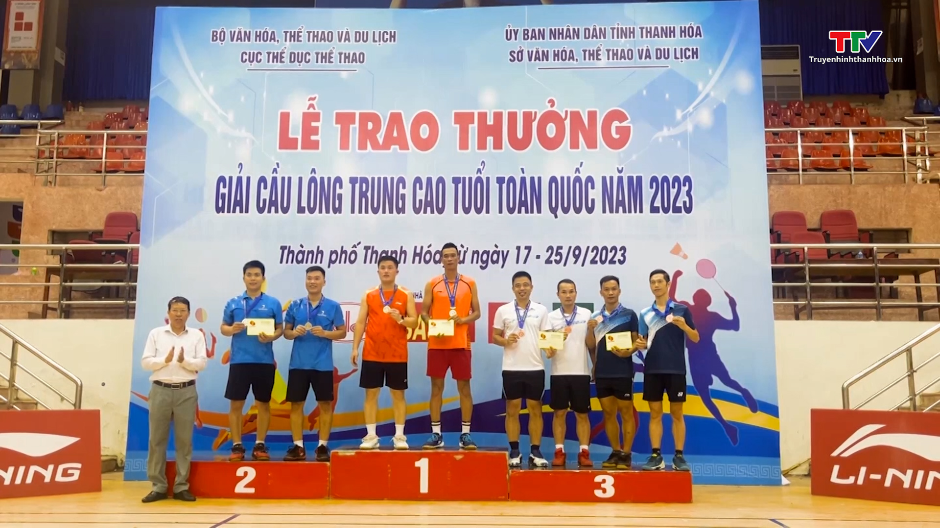 Giải Cầu lông trung - cao tuổi toàn quốc năm 2023 tại Thanh Hóa thành công tốt đẹp - Ảnh 3.