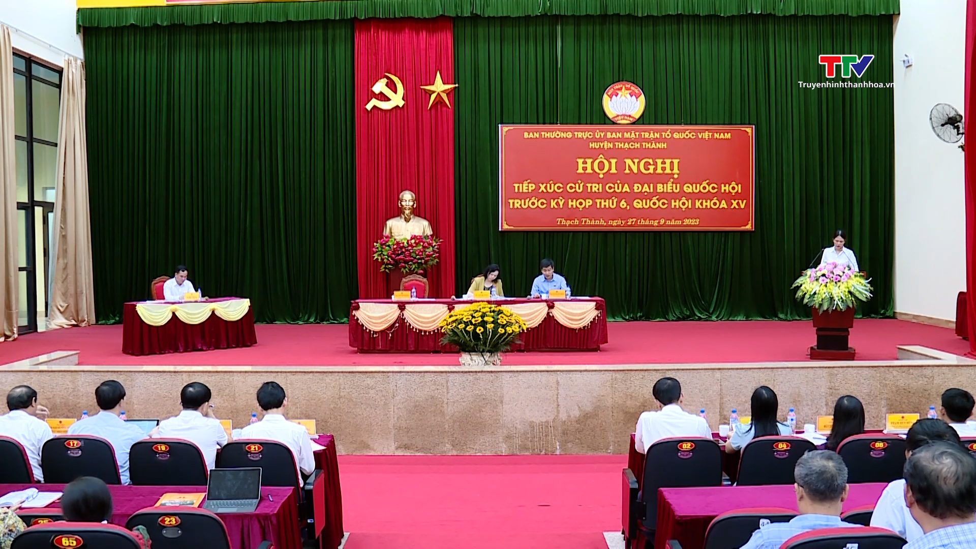 Đại biểu Quốc hội tiếp xúc cử tri  các huyện Vĩnh Lộc, Thạch Thành - Ảnh 2.