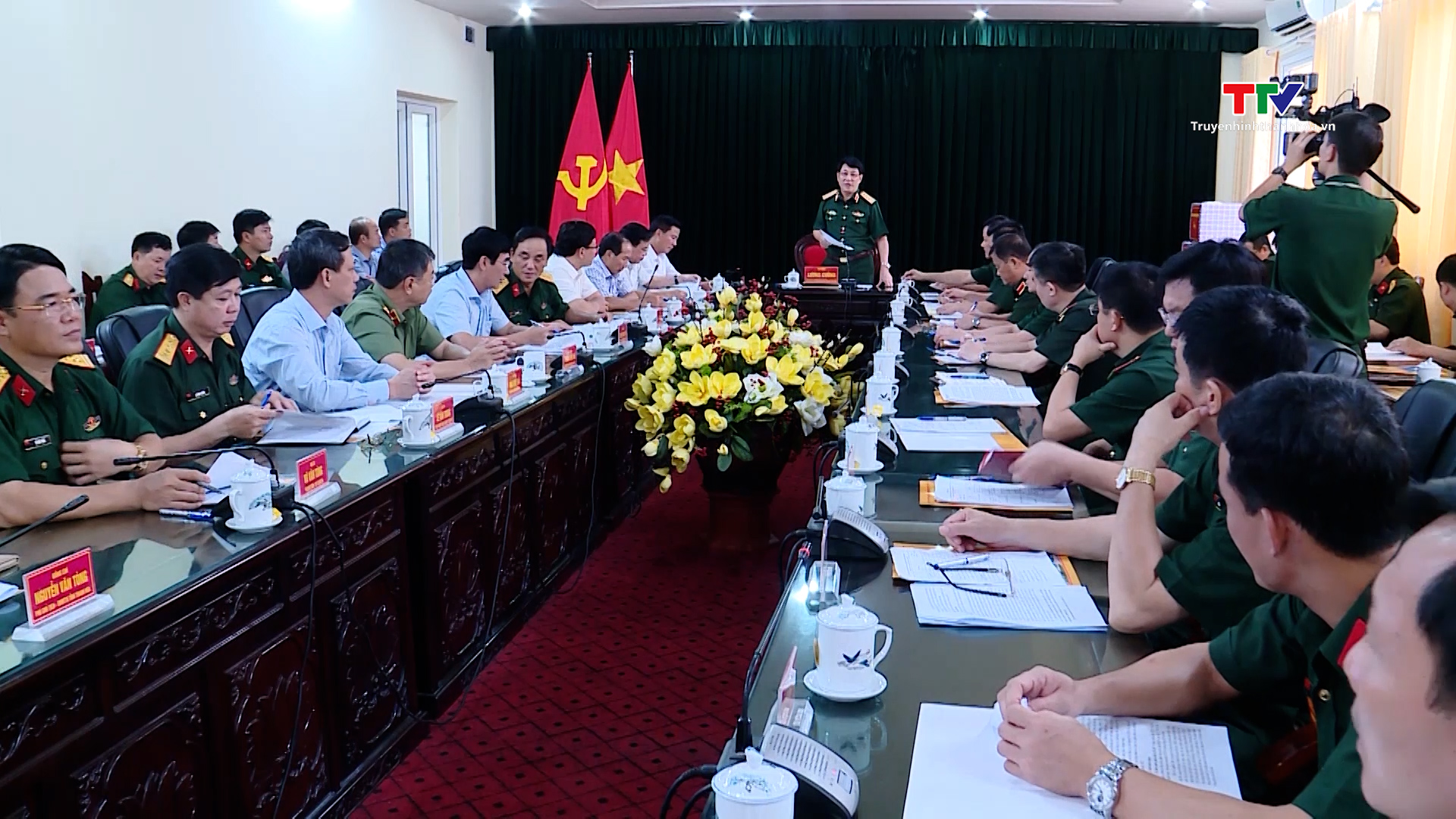 Đại tướng Lương Cường, Uỷ viên Bộ Chính trị, Chủ nhiệm Tổng cục Chính trị Quân đội nhân dân Việt Nam thăm, làm việc tại Thanh Hóa - Ảnh 2.