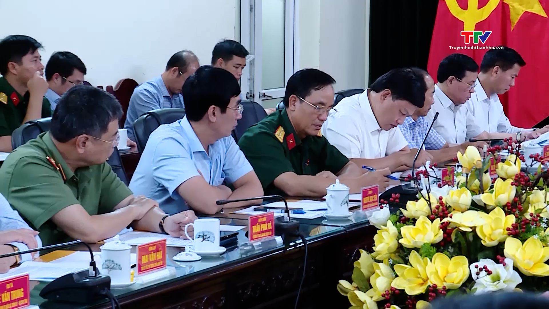 Đại tướng Lương Cường, Uỷ viên Bộ Chính trị, Chủ nhiệm Tổng cục Chính trị Quân đội nhân dân Việt Nam thăm, làm việc tại Thanh Hóa - Ảnh 3.
