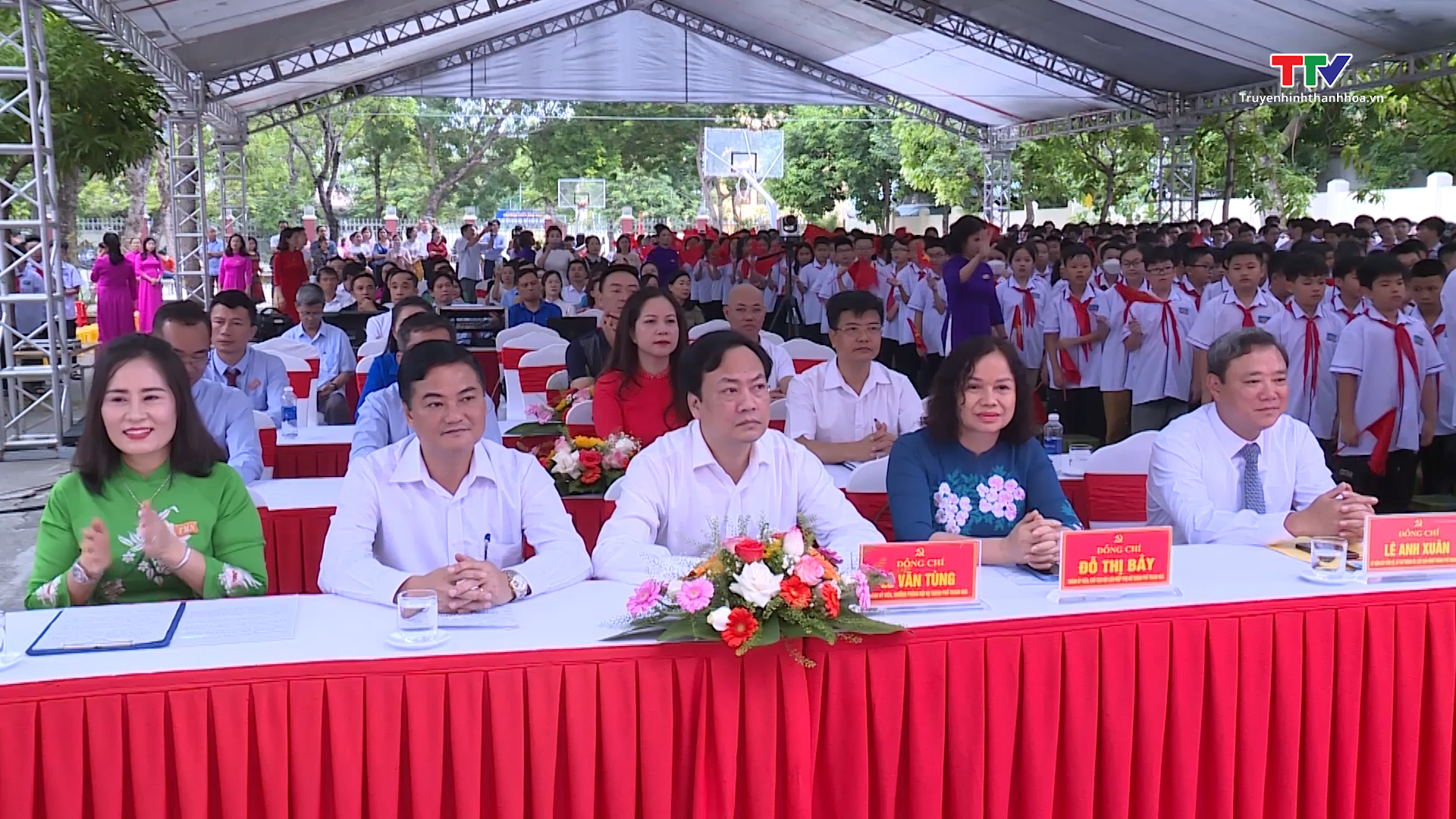 Hơn 940.000 học sinh Thanh Hóa bước vào năm học mới - Ảnh 10.