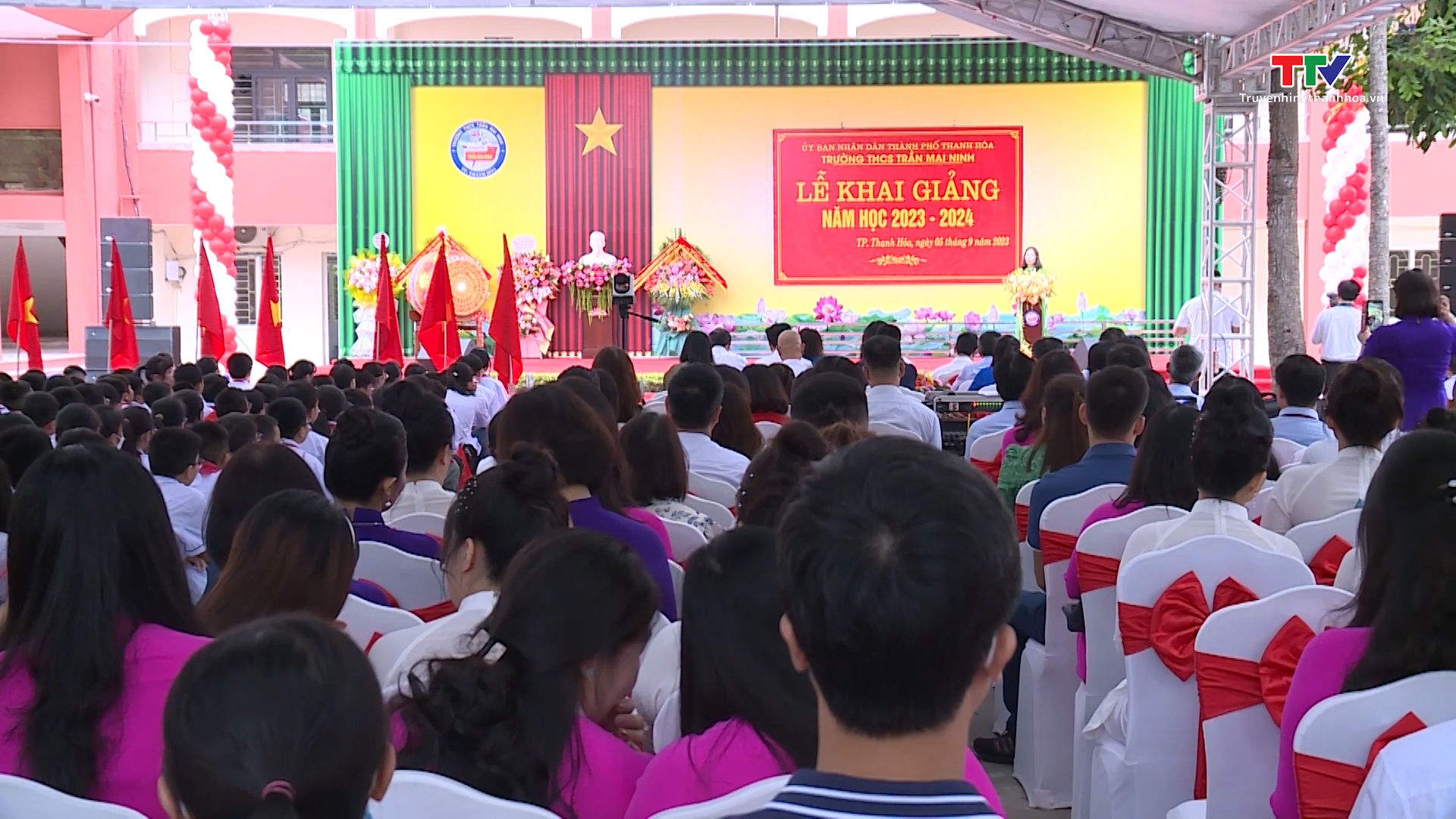 Hơn 940.000 học sinh Thanh Hóa bước vào năm học mới - Ảnh 9.