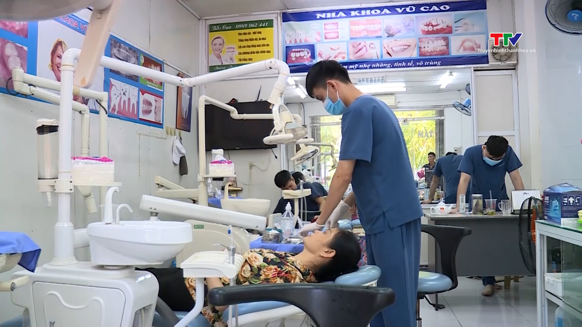 Vi phạm quy định hoạt động tại nhiều phòng khám răng có phép - Ảnh 2. Vi phạm quy định hoạt động tại nhiều phòng khám răng có phép - Ảnh 2.
