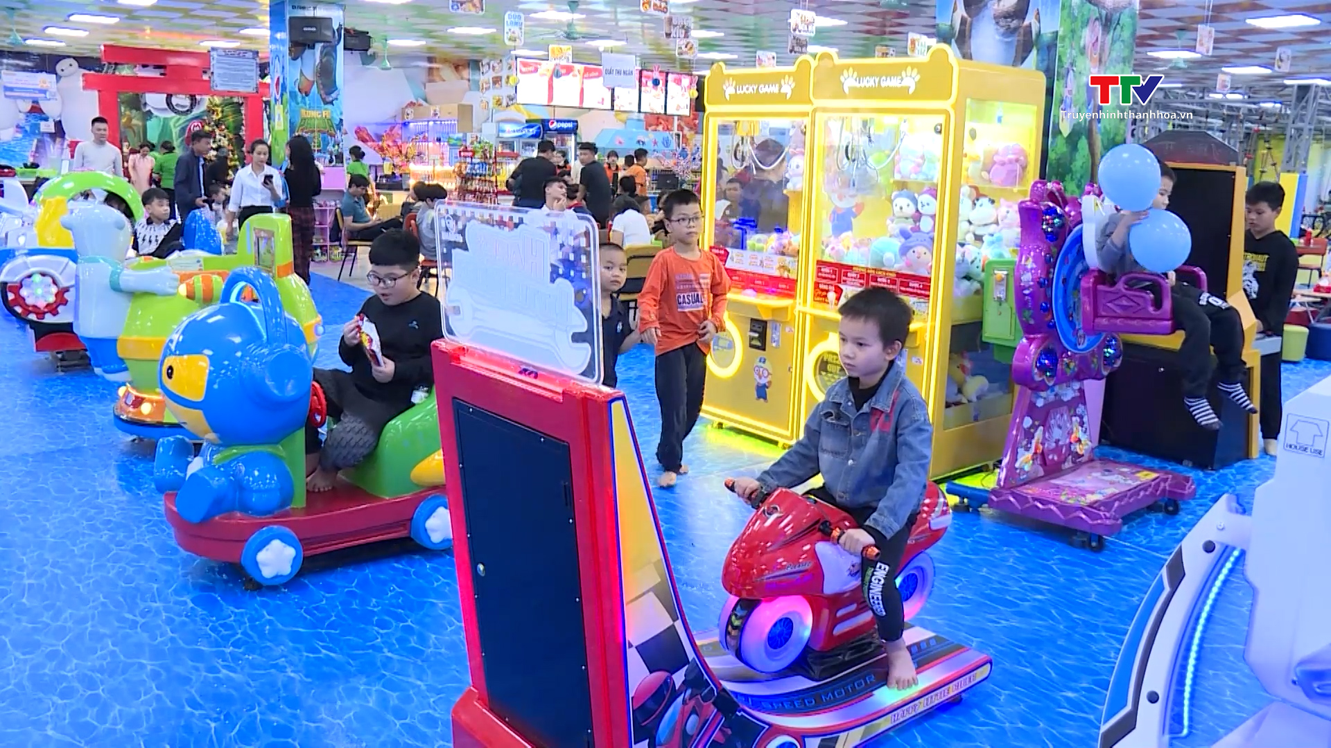 Các điểm vui chơi thành phố Thanh Hóa thu hút khách dịp Tết dương lịch- Ảnh 2.