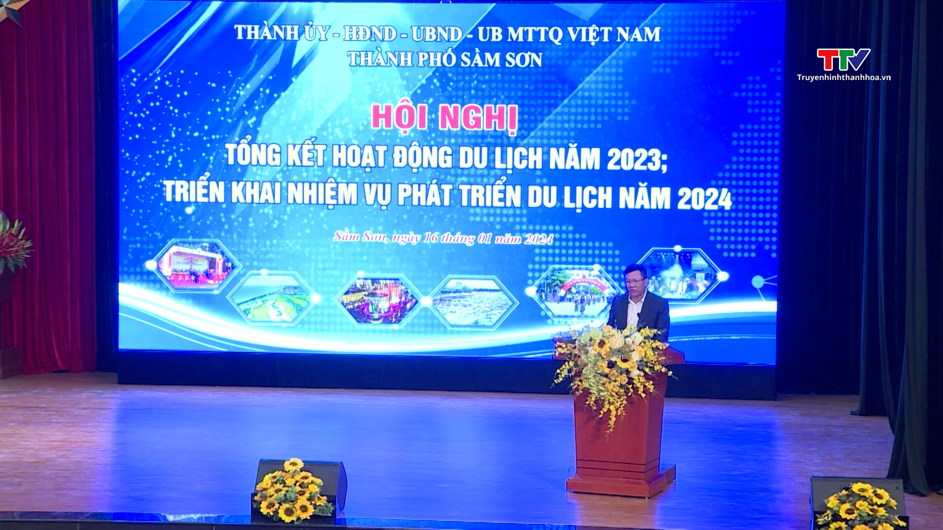 Thành phố Sầm Sơn tổng kết hoạt động du lịch năm 2023 và triển khai nhiệm vụ năm 2024- Ảnh 3.