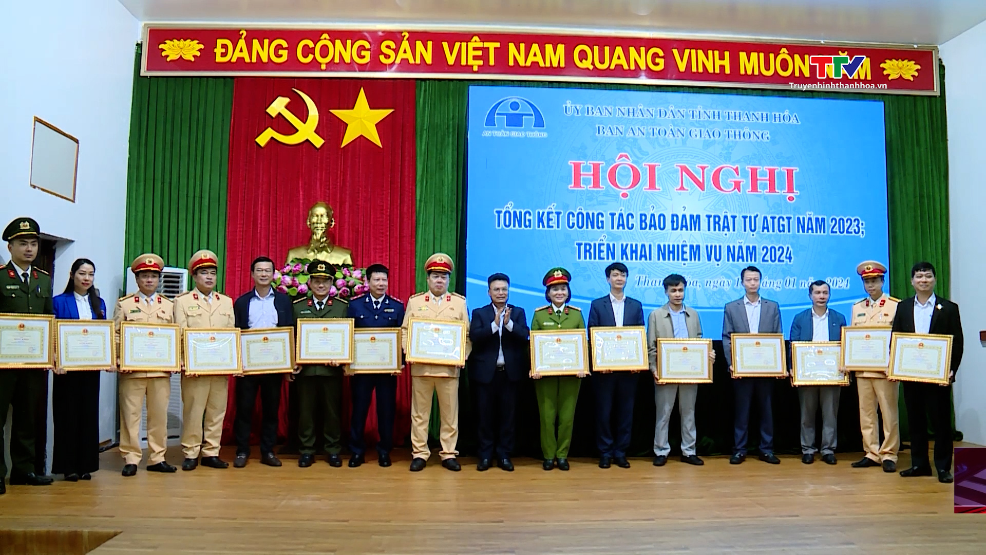 Ban An toàn giao thông tỉnh Thanh Hoá triển khai nhiệm vụ năm 2024- Ảnh 2.