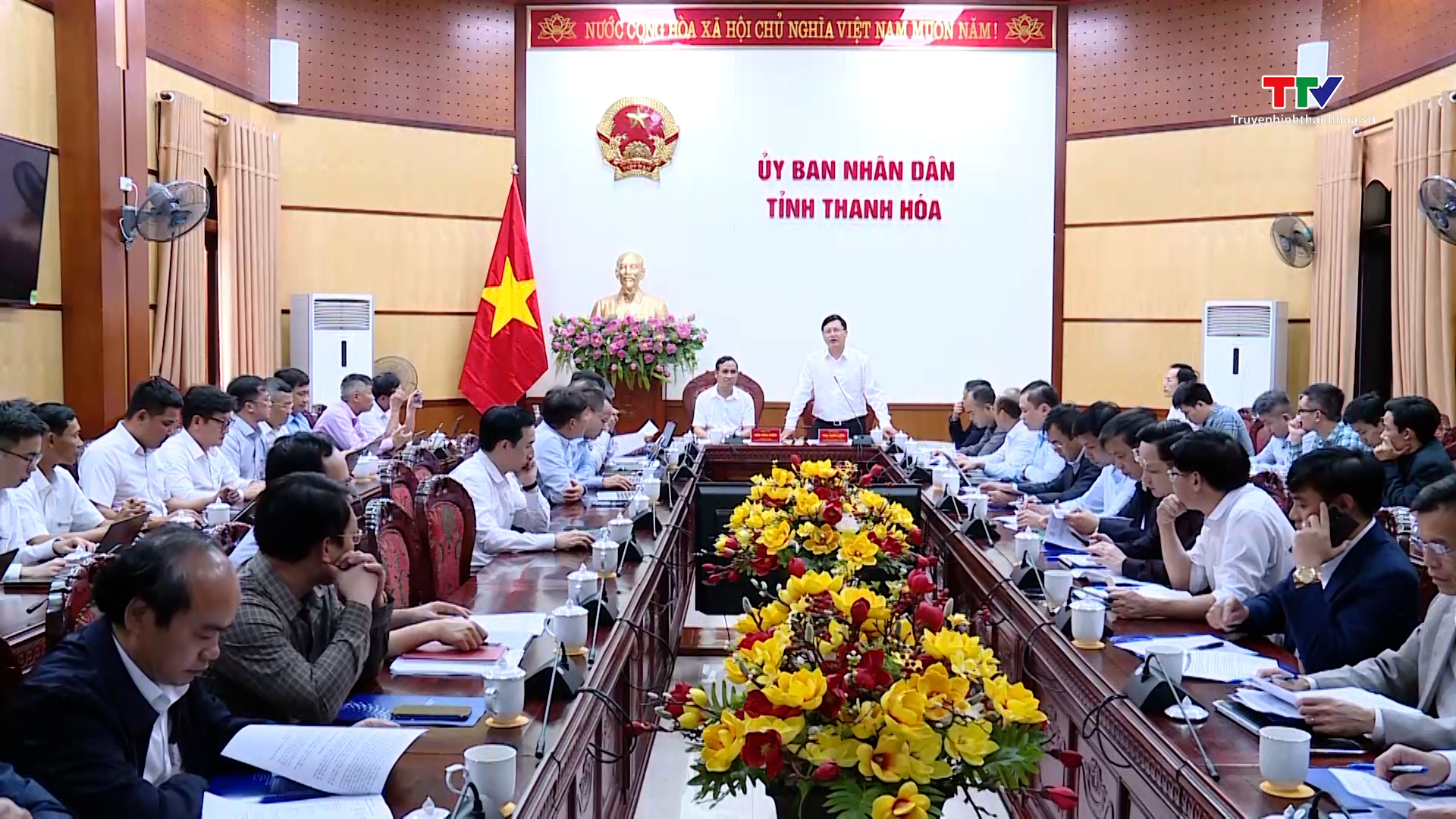 Uỷ ban Nhân dân tỉnh Thanh Hóa làm việc với Tổng Công ty Truyền tải điện Quốc gia- Ảnh 2.