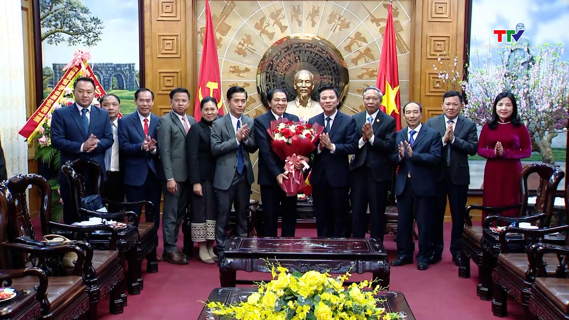 Bí thư Tỉnh ủy tiếp đoàn đại biểu cấp cao tỉnh Hủa Phăn - Lào- Ảnh 5.